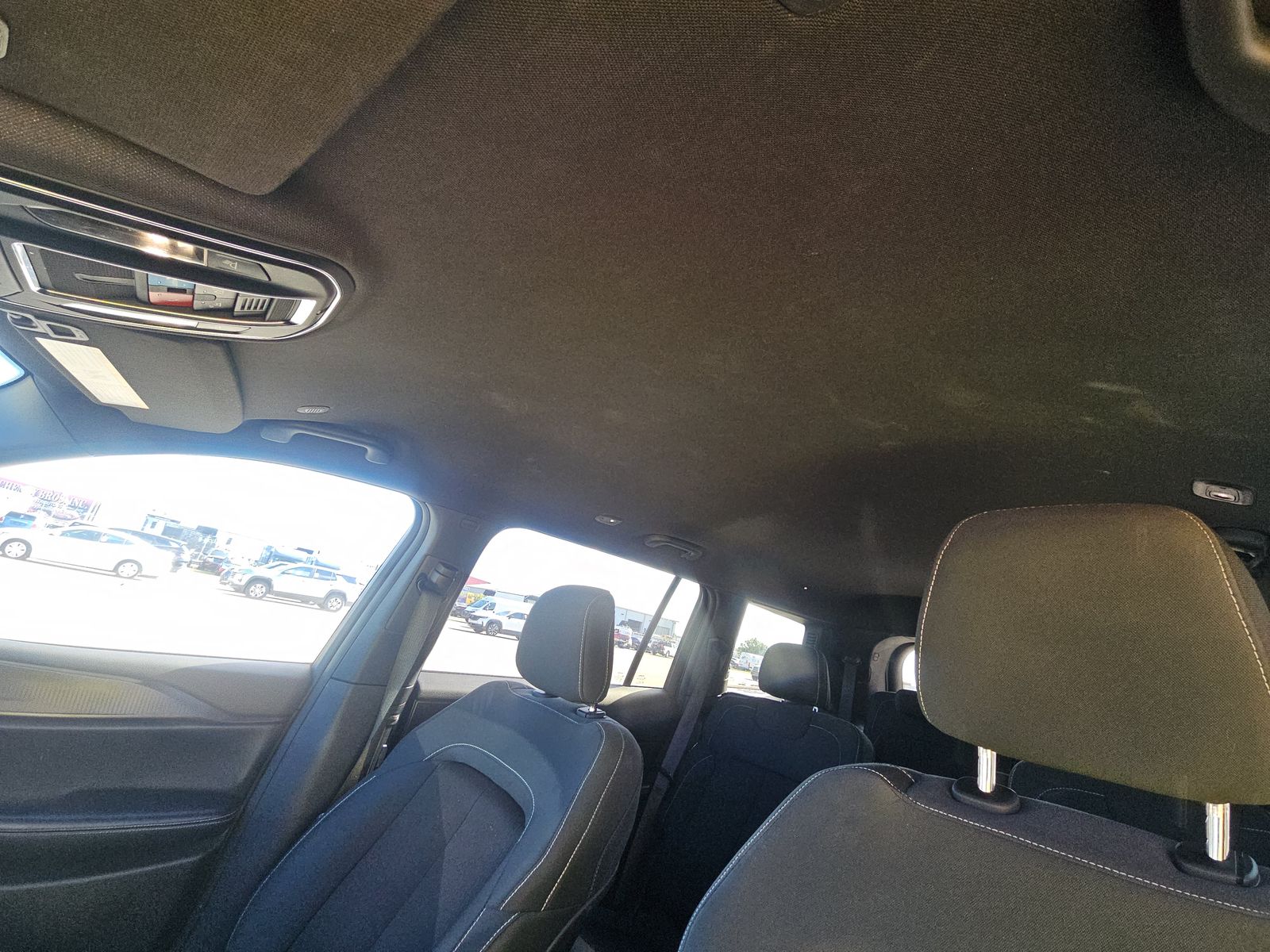 2024 Jeep Grand Cherokee L Laredo RWD