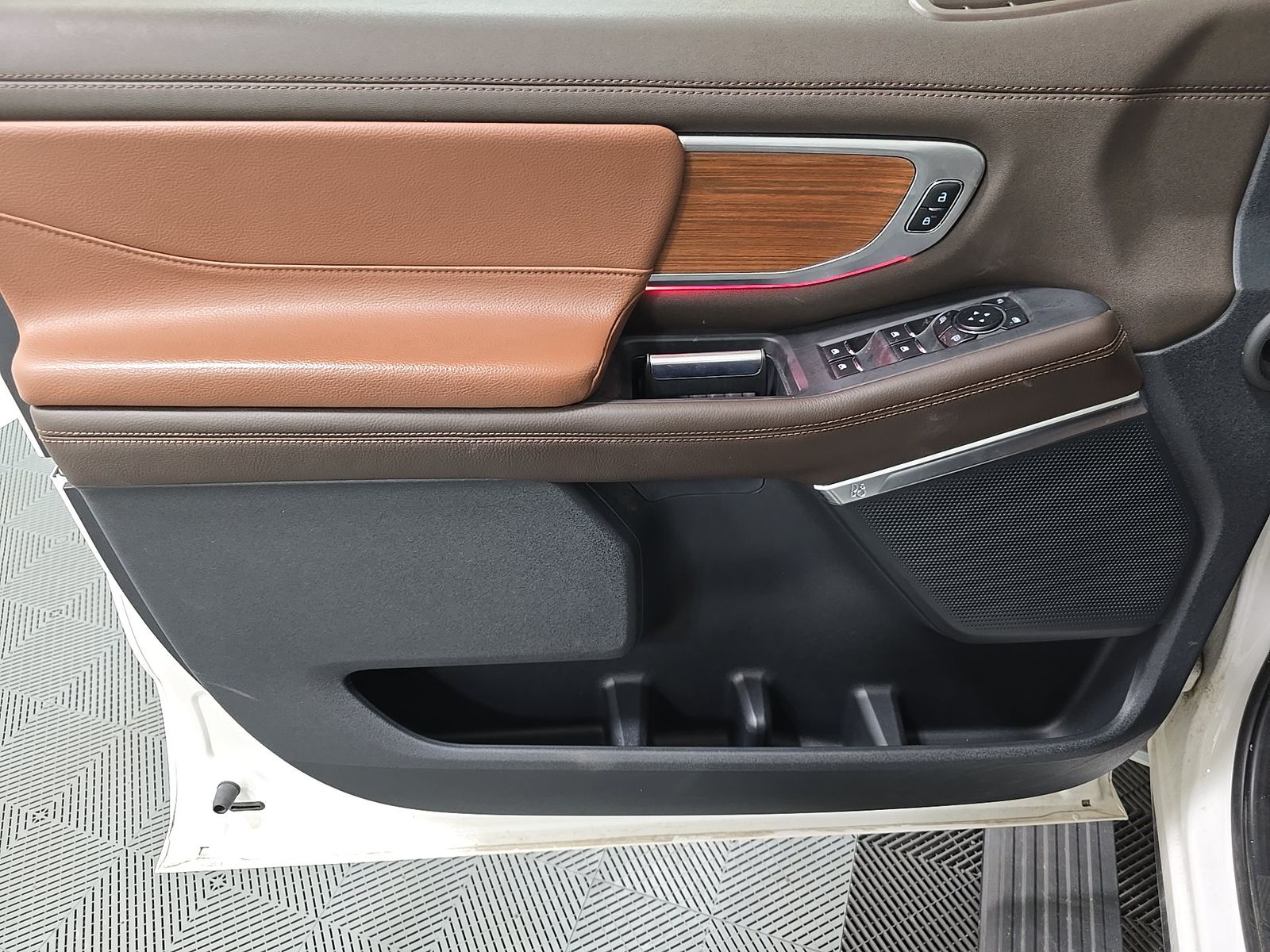FORD EXPEDITION MAX - 10