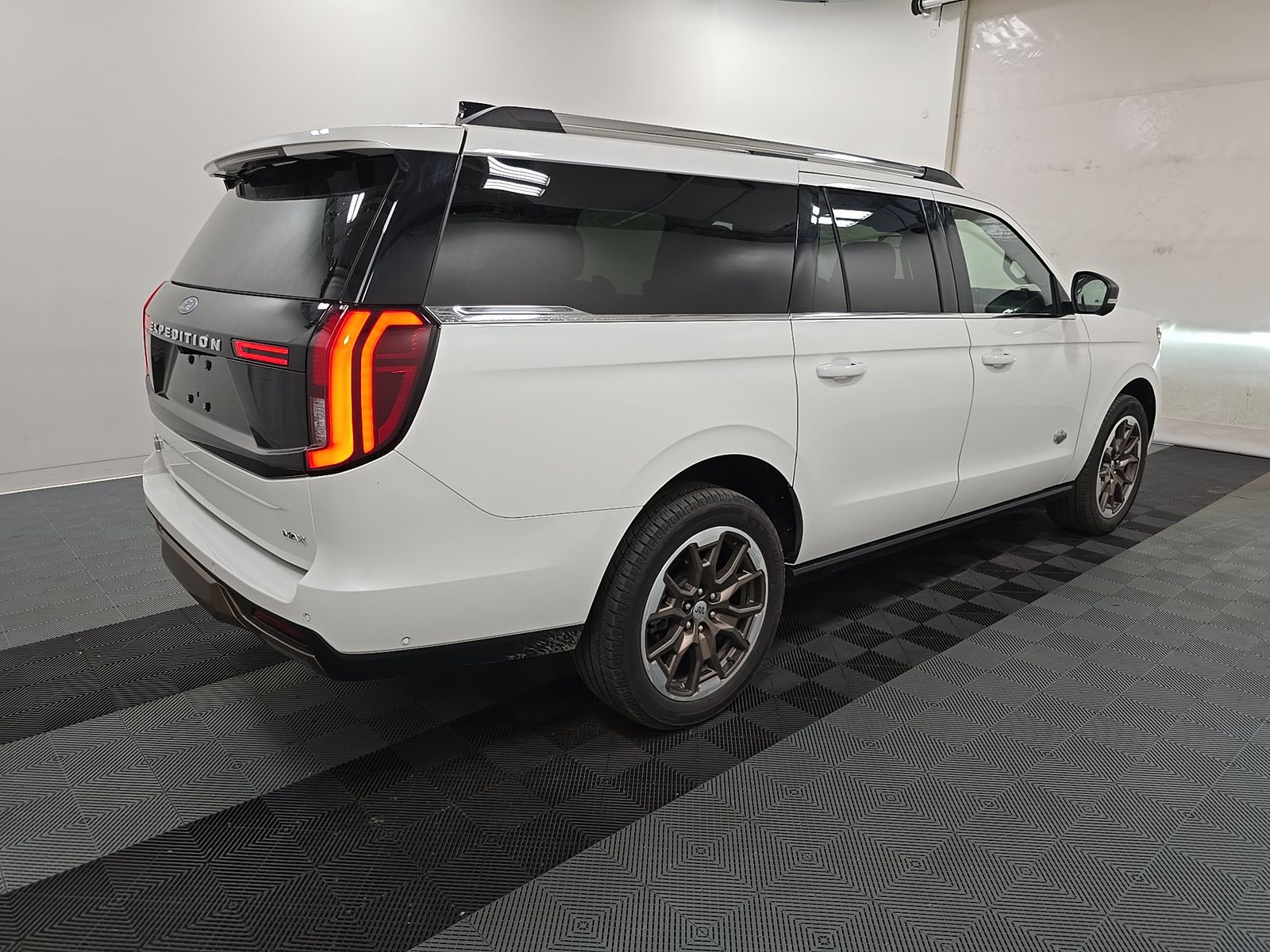 FORD EXPEDITION MAX - 5