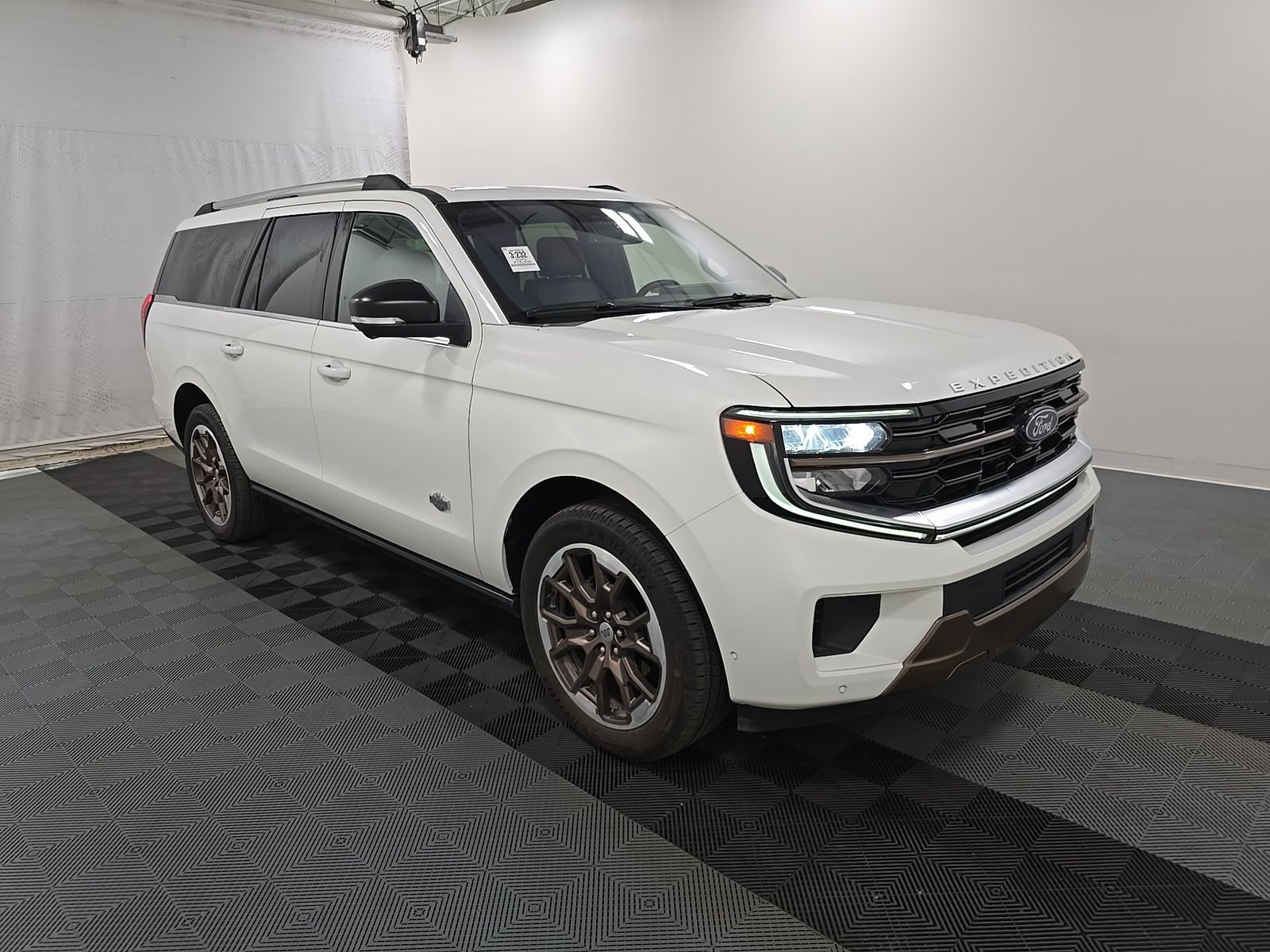 FORD EXPEDITION MAX - 4