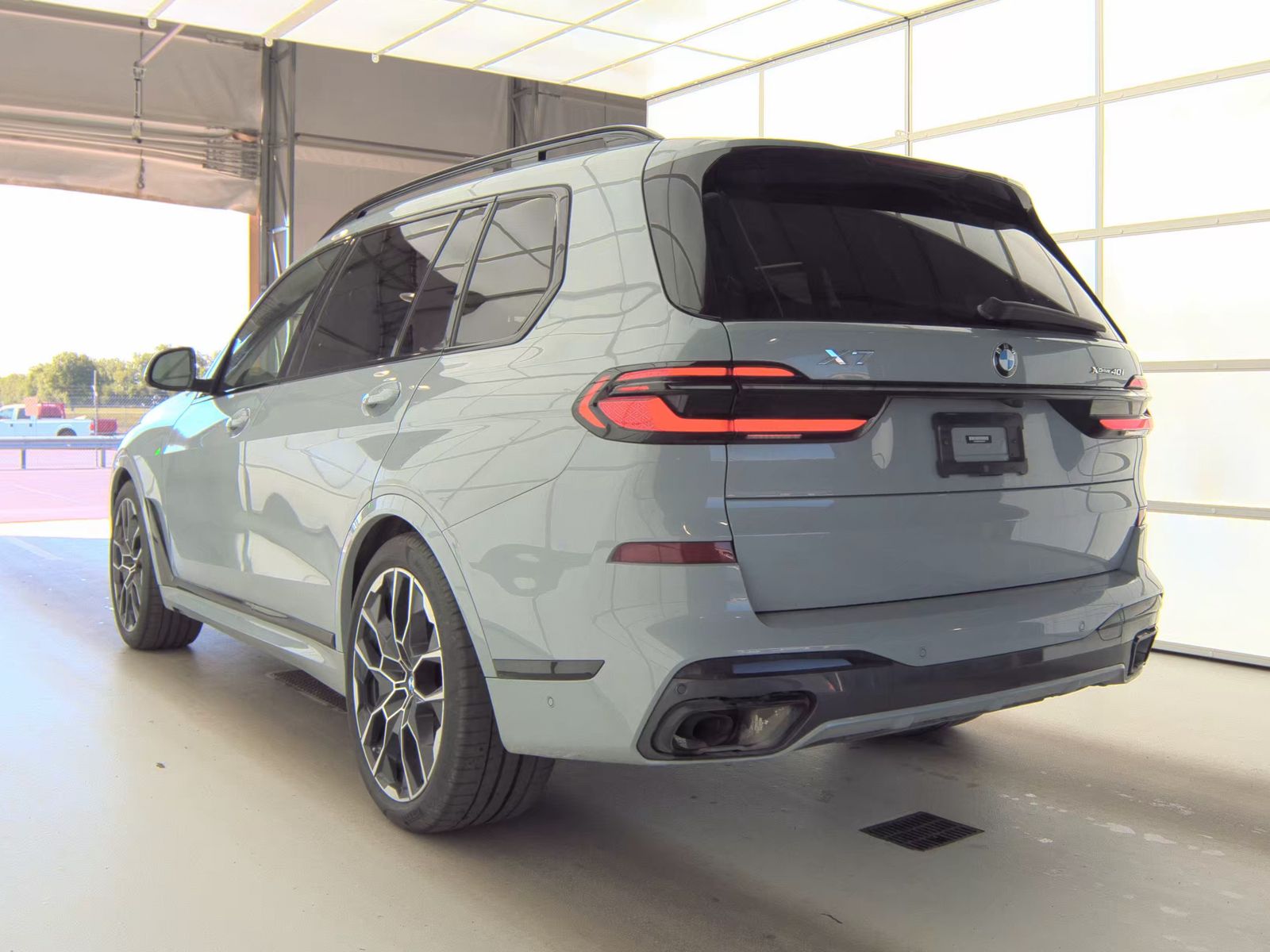 2023 BMW X7 xDrive40i AWD