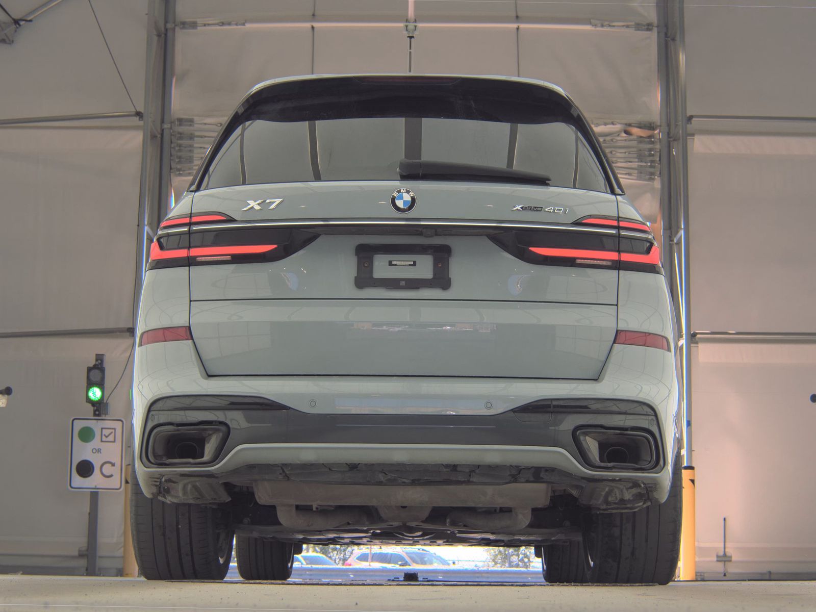 2023 BMW X7 xDrive40i AWD