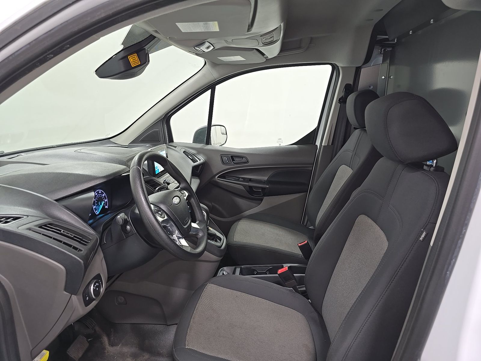 FORD TRANSIT CONNECT - 8