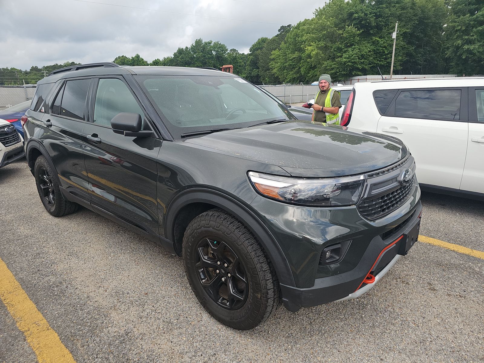 FORD EXPLORER - 4