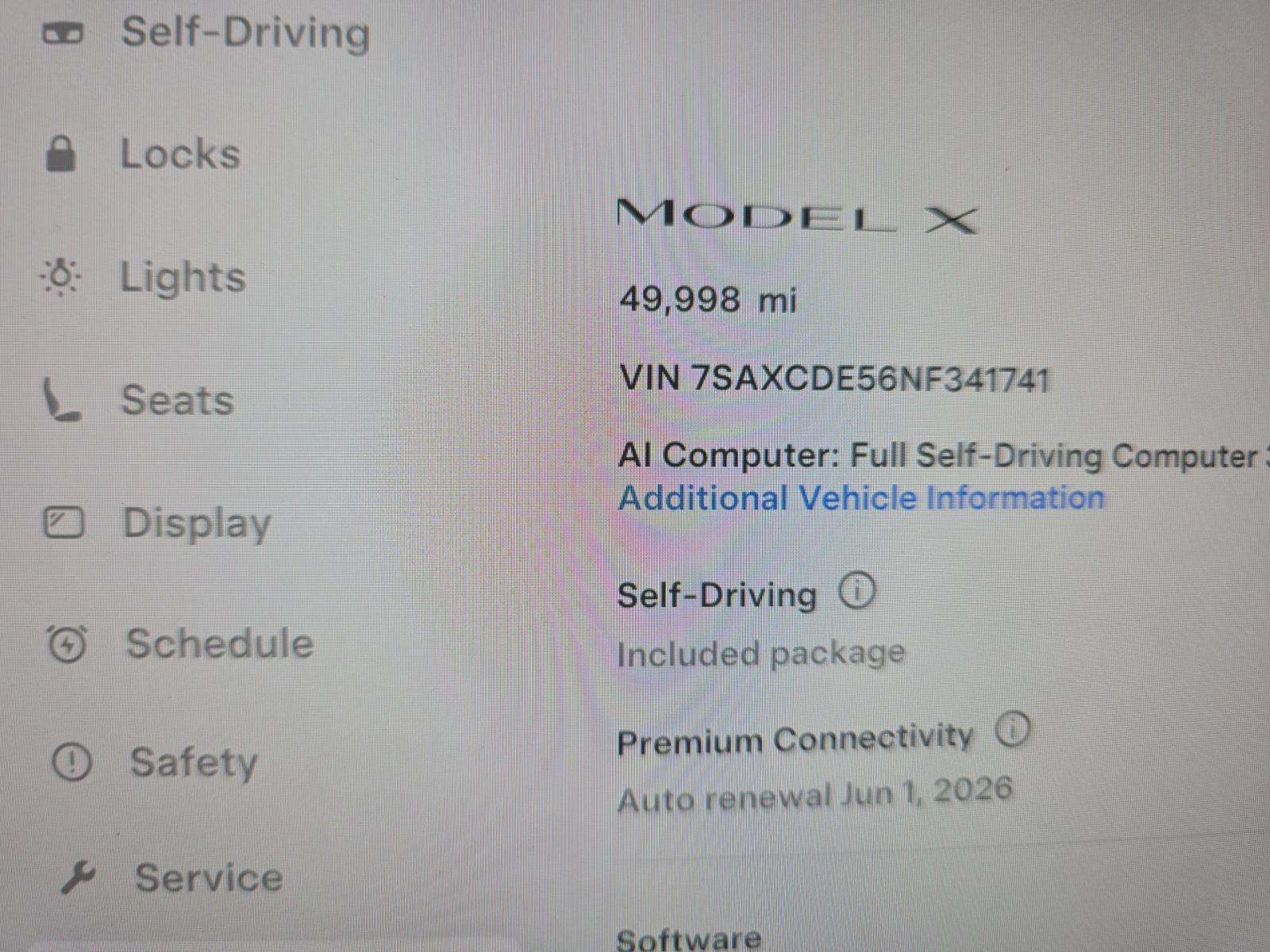 TESLA MODEL X - 7