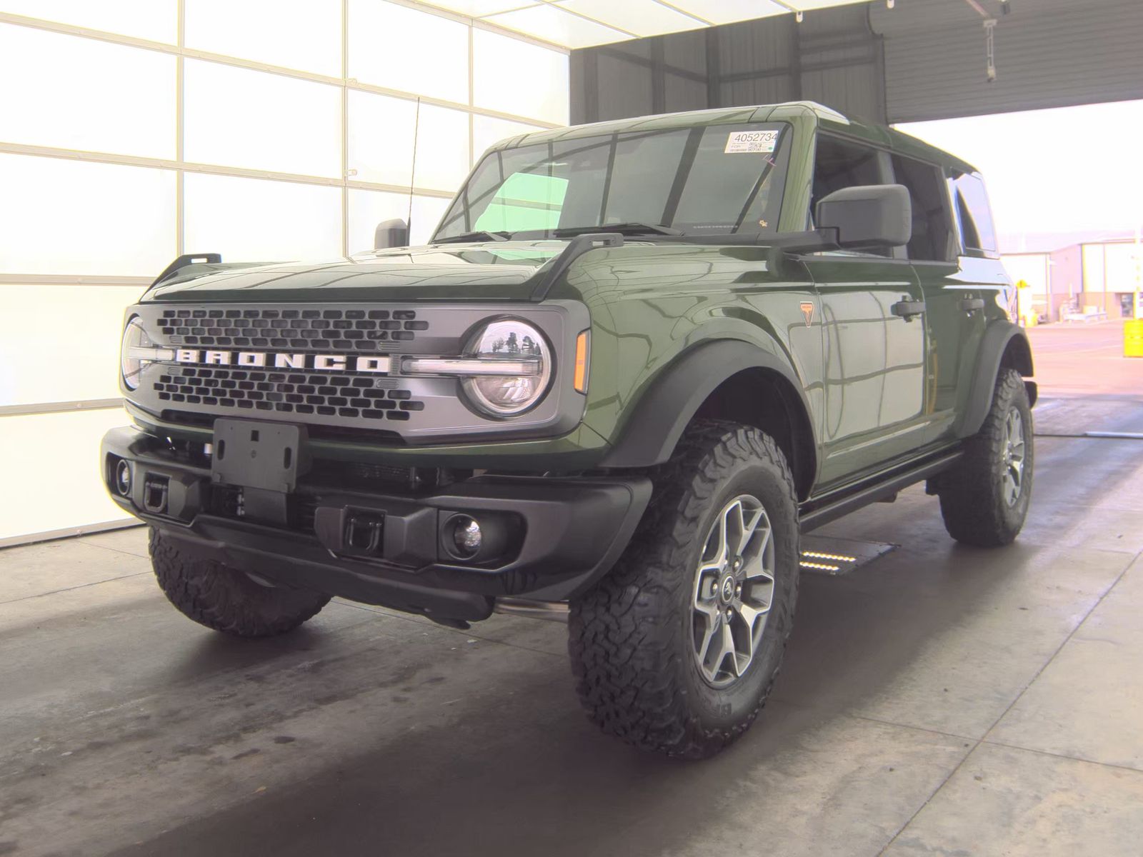 FORD BRONCO - 1