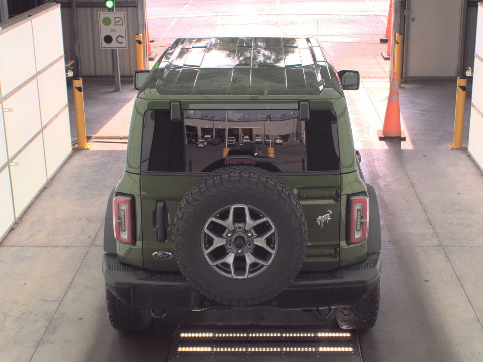 FORD BRONCO - 7