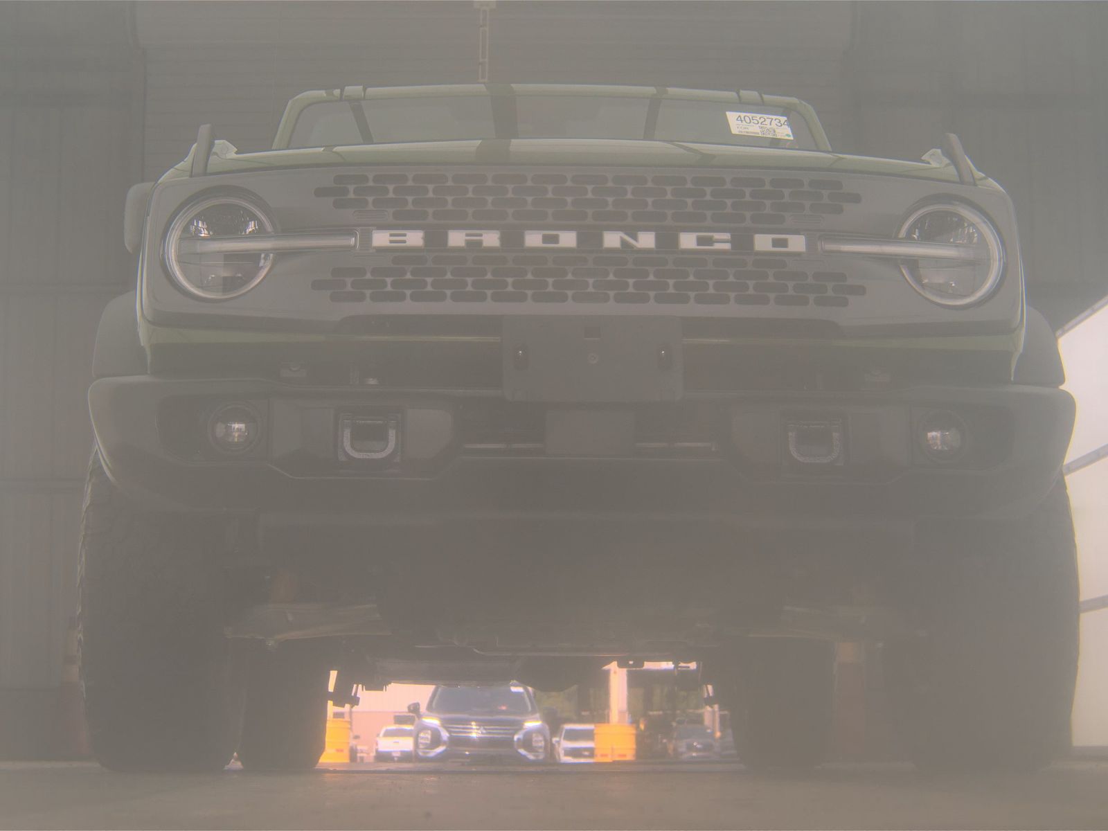 FORD BRONCO - 4