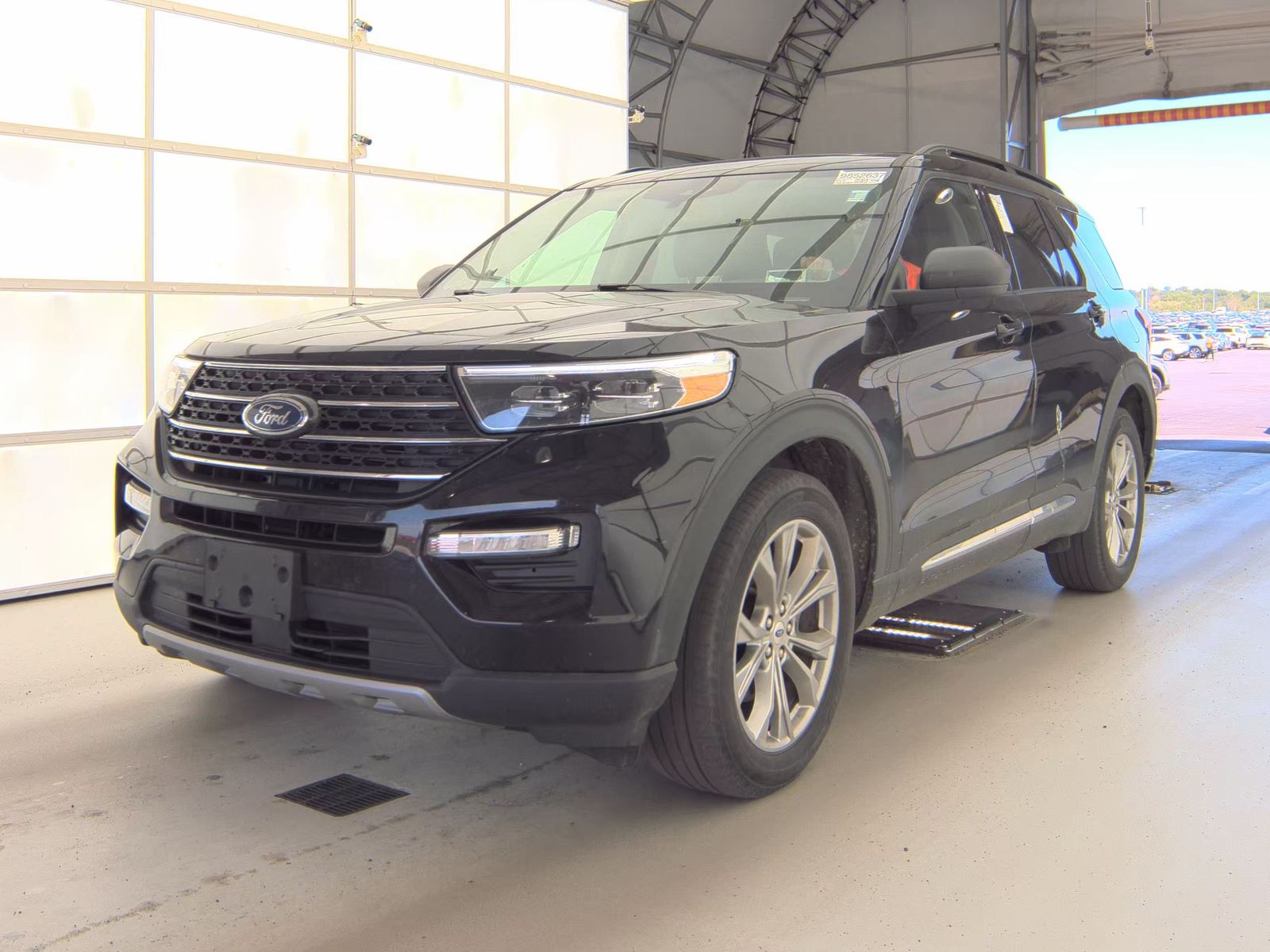 FORD EXPLORER - 1