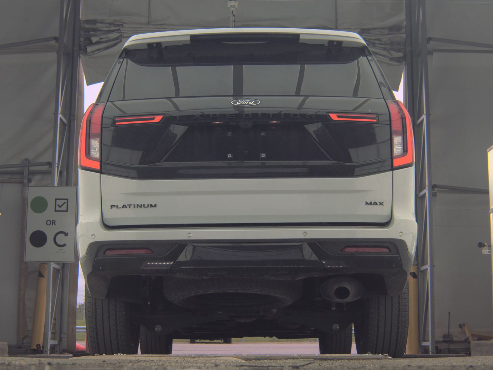 FORD EXPEDITION MAX - 8