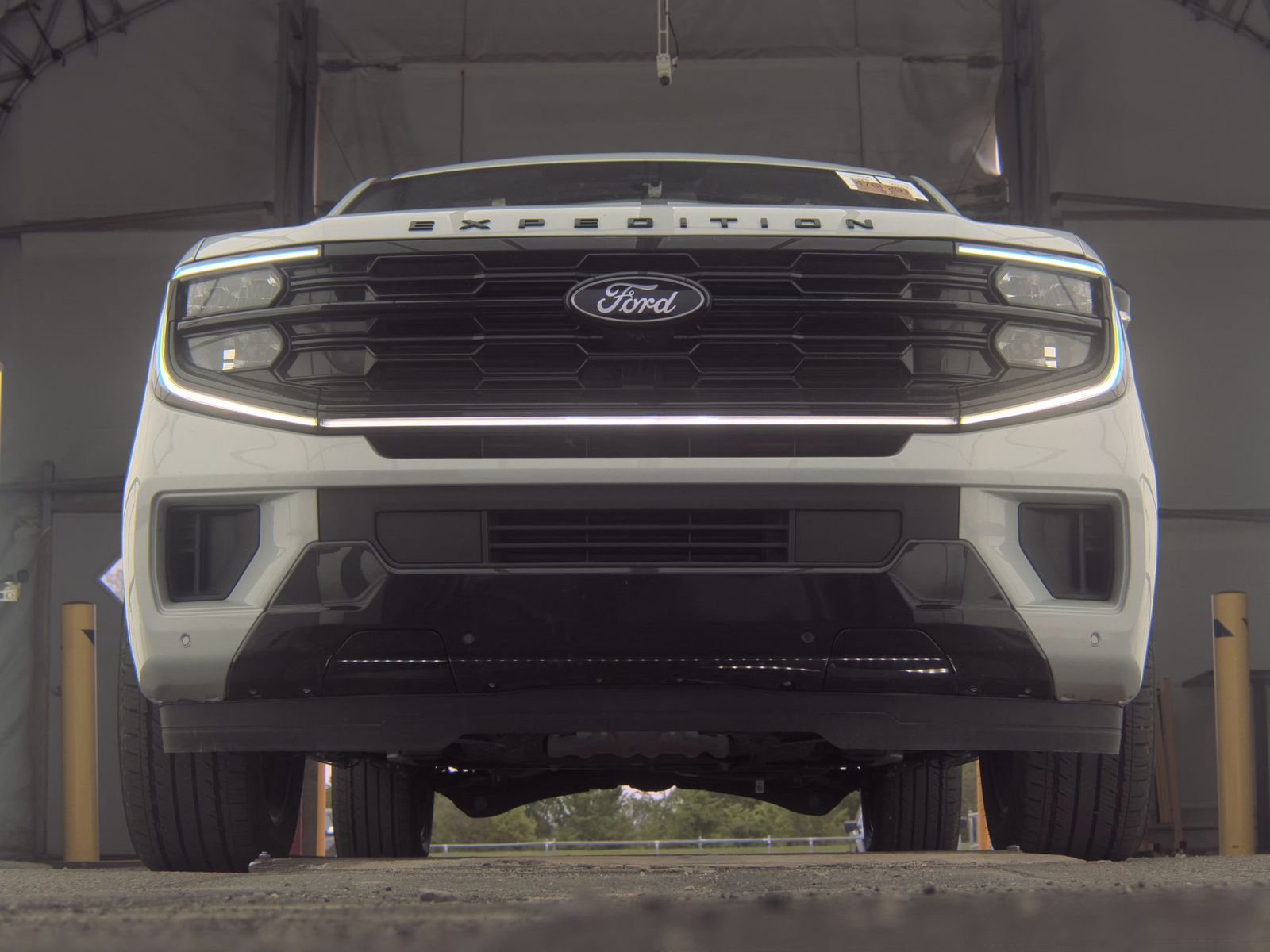 FORD EXPEDITION MAX - 4