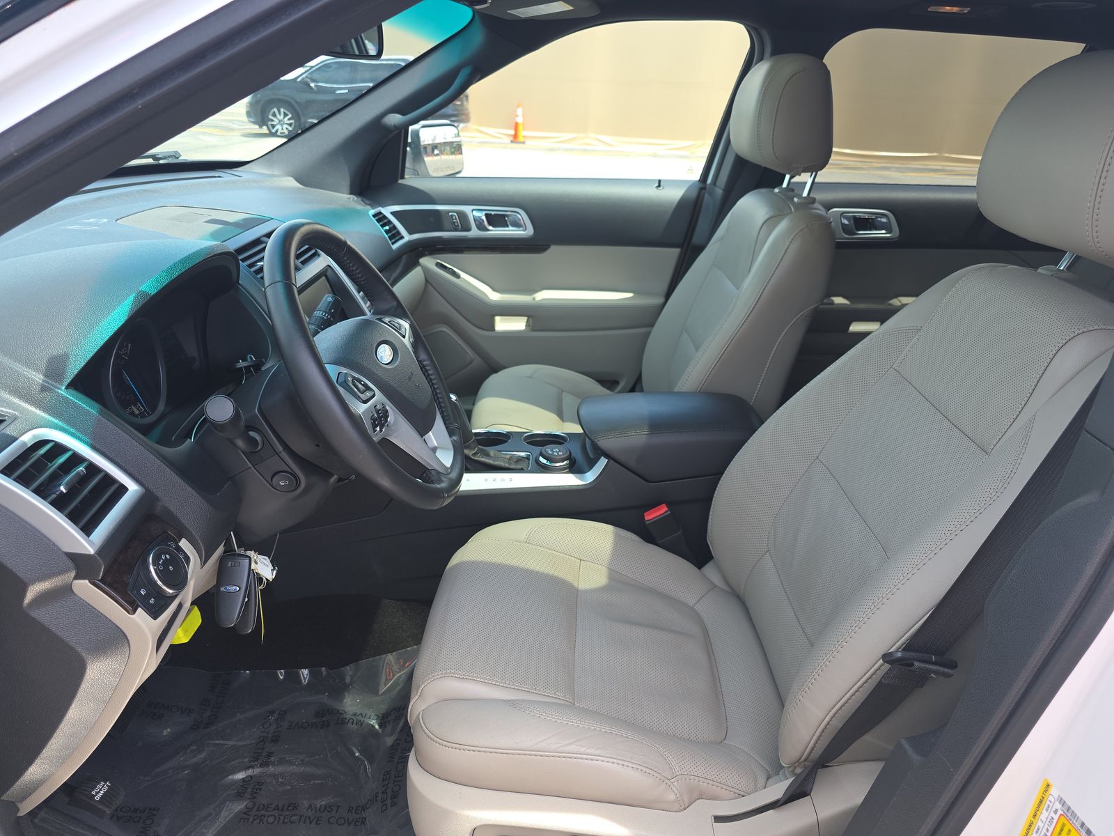 FORD EXPLORER - 8