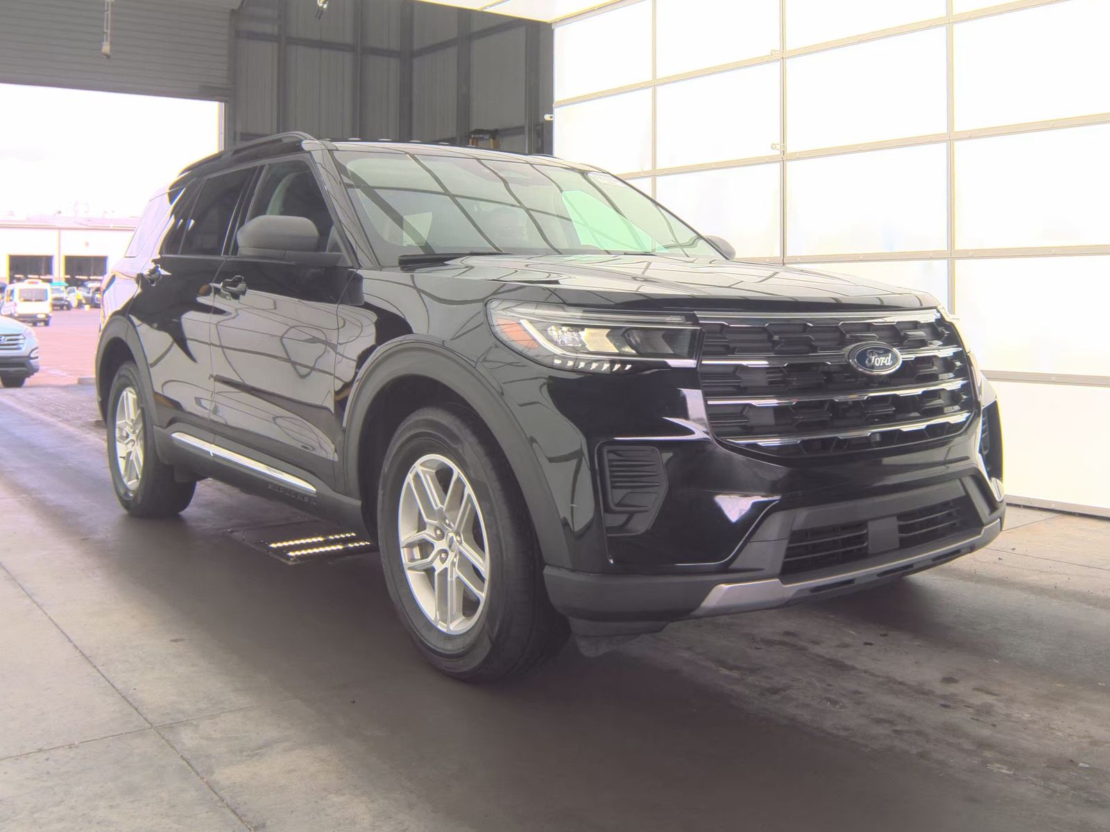 FORD EXPLORER - 5
