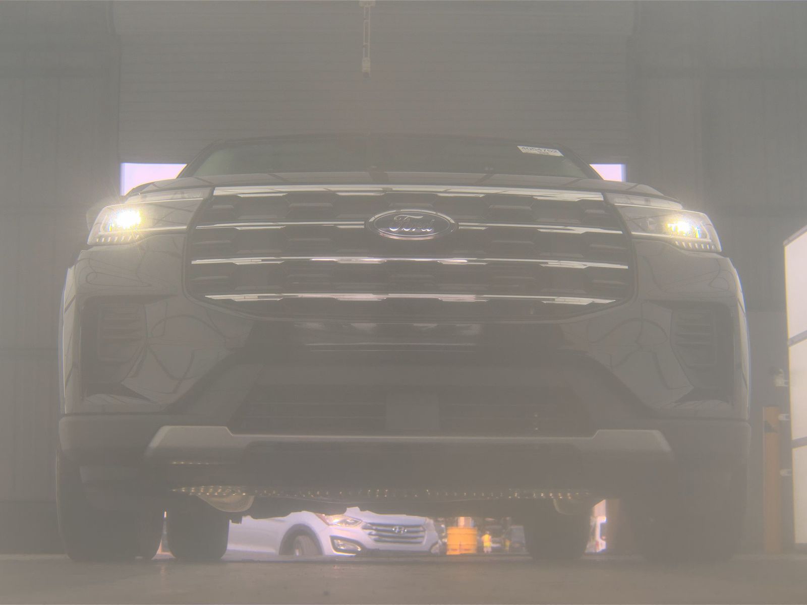 FORD EXPLORER - 4