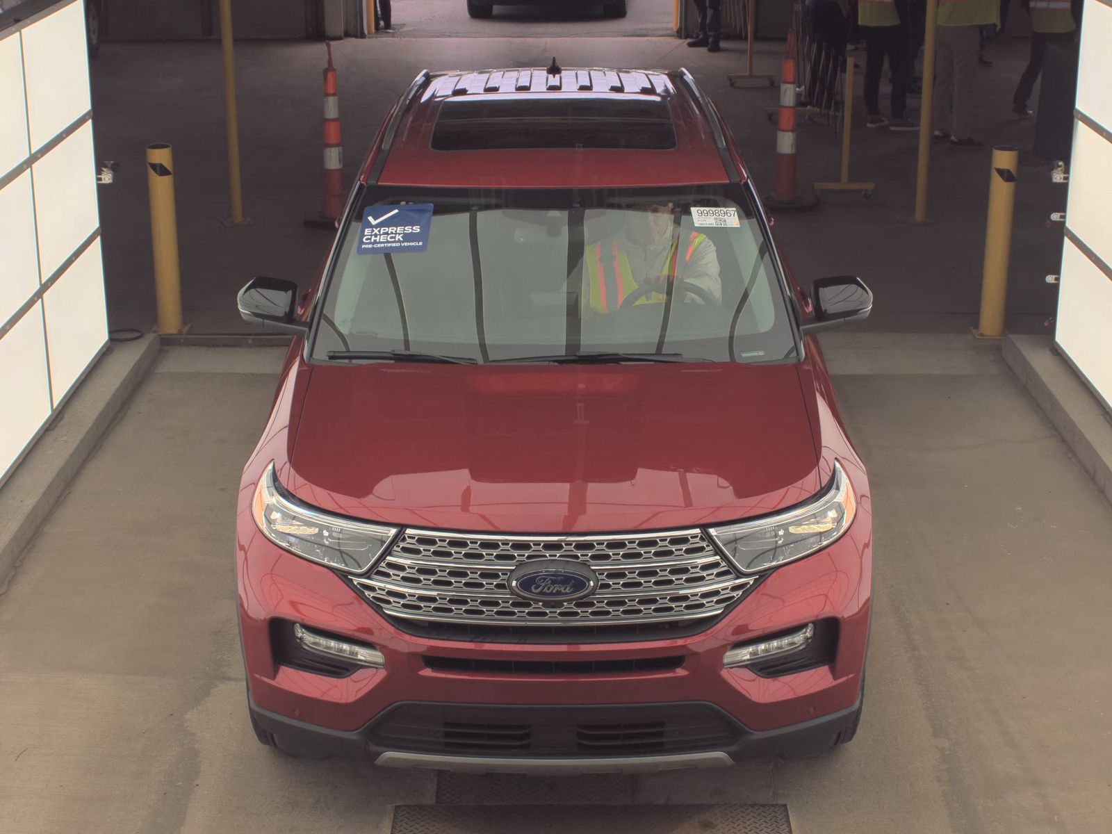 FORD EXPLORER - 3