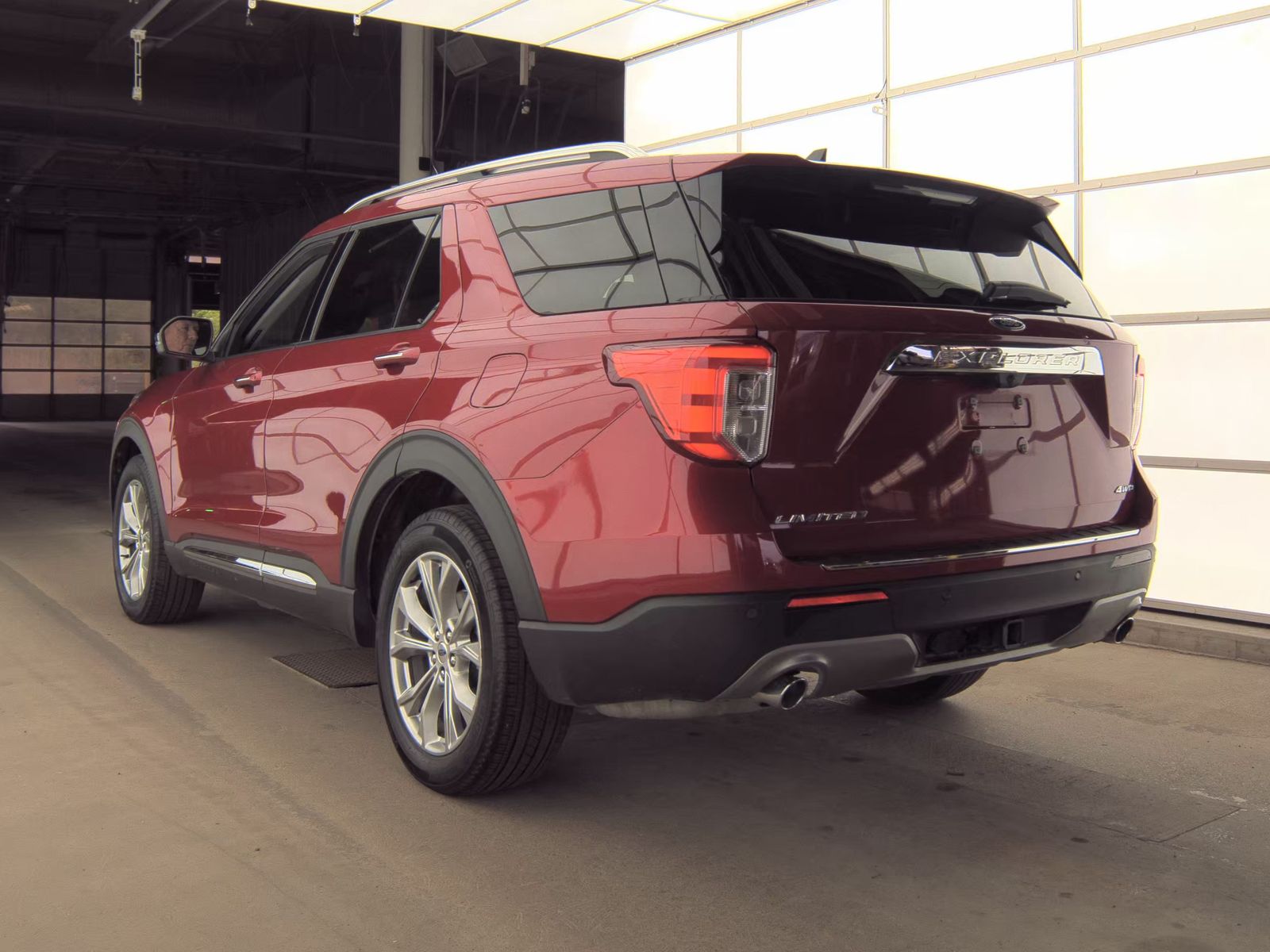 FORD EXPLORER - 9