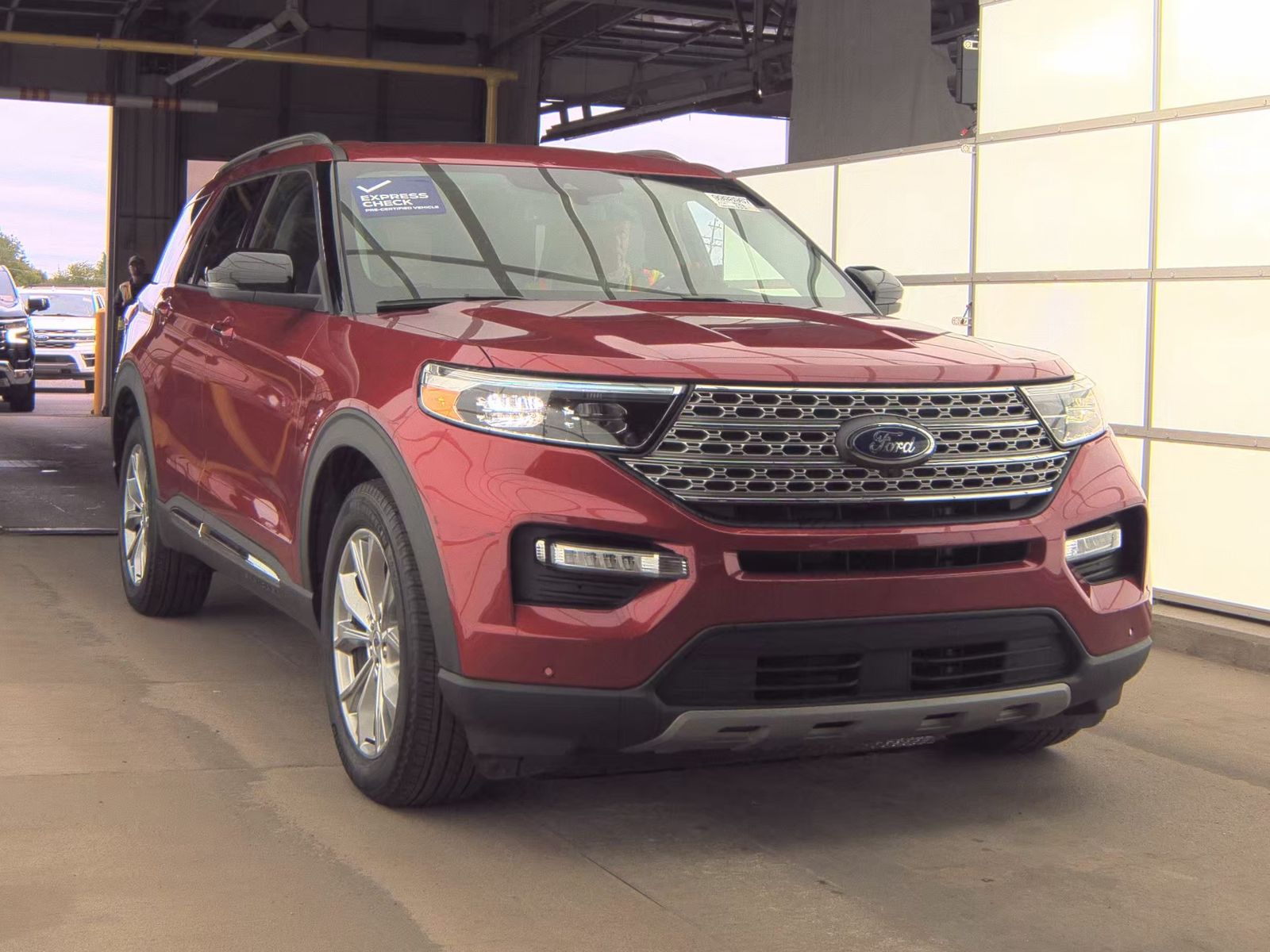 FORD EXPLORER - 5