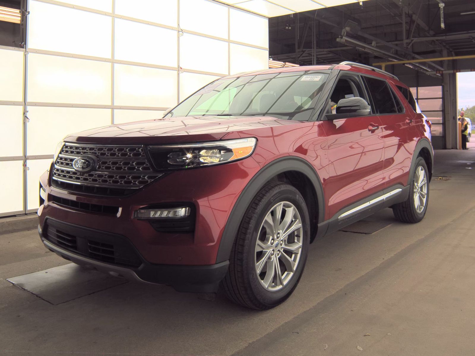 FORD EXPLORER - 1