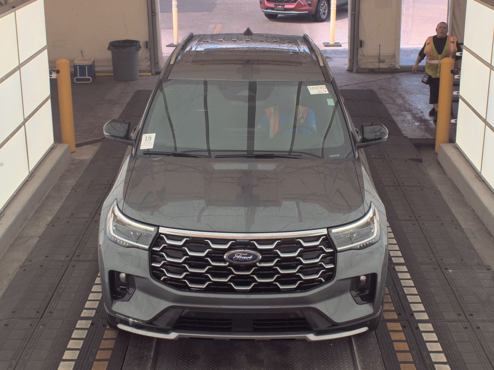 FORD EXPLORER - 3