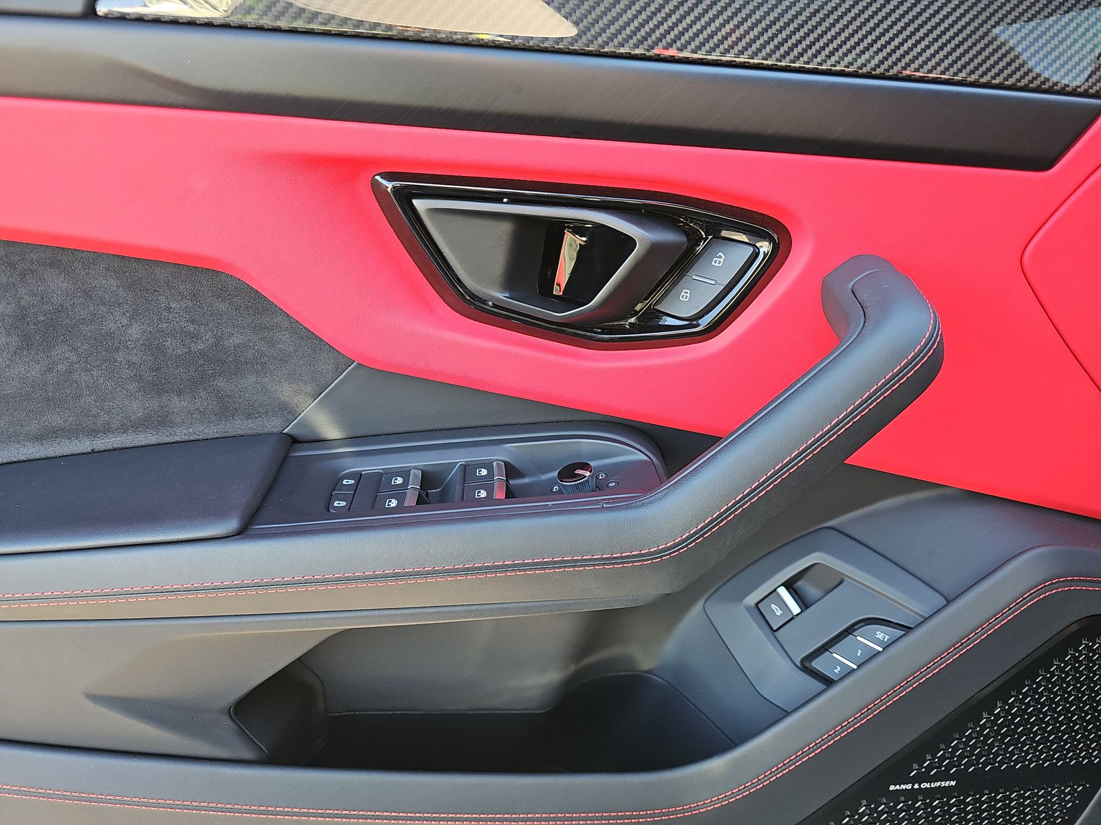 2023 Lamborghini Urus S AWD