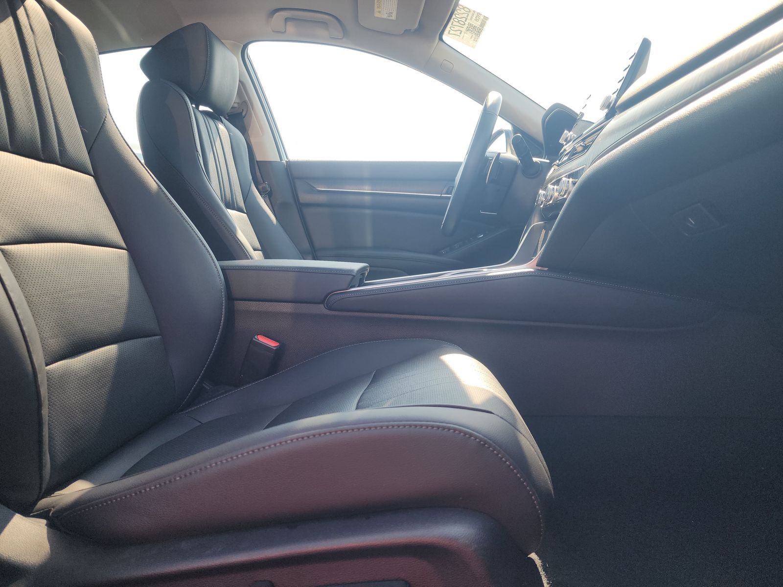 2022 Honda Accord Hybrid Touring FWD