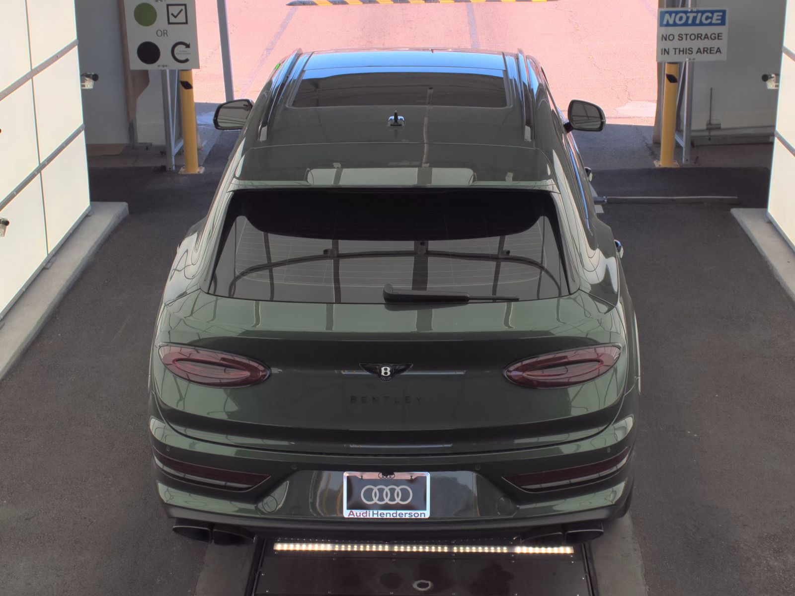 2023 Bentley Bentayga EWB Azure AWD