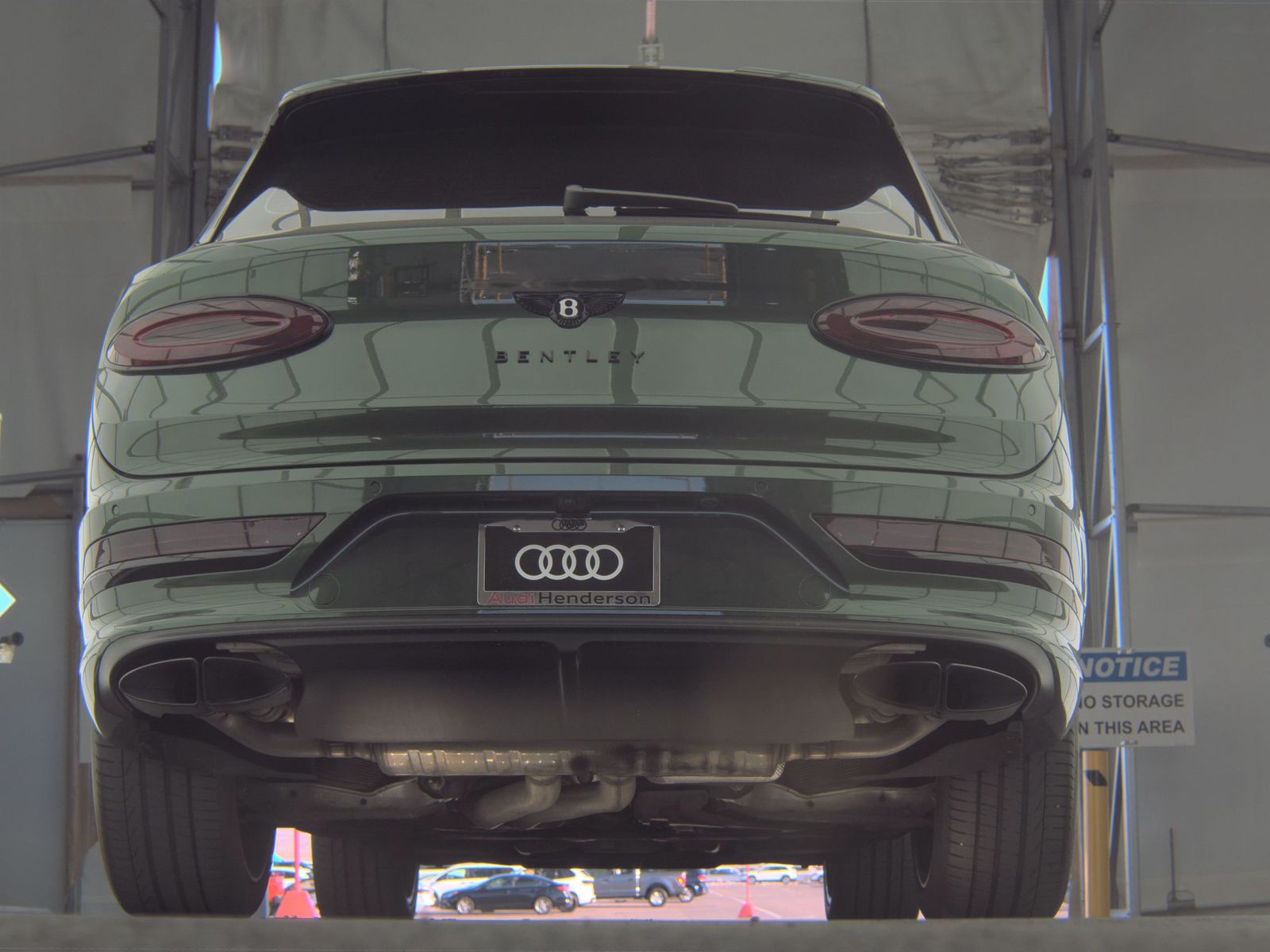 2023 Bentley Bentayga EWB Azure AWD