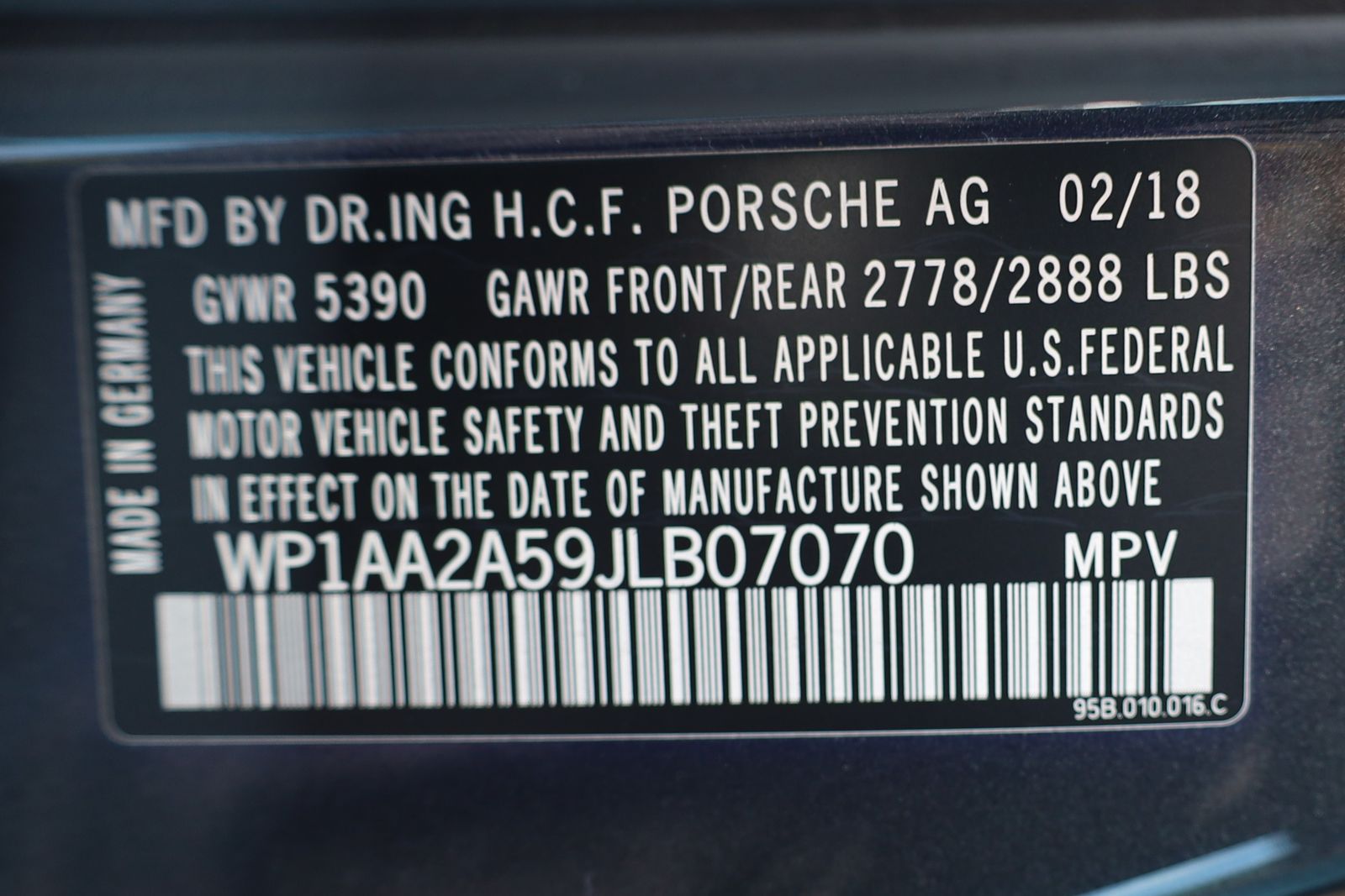2018 Porsche Macan Base AWD