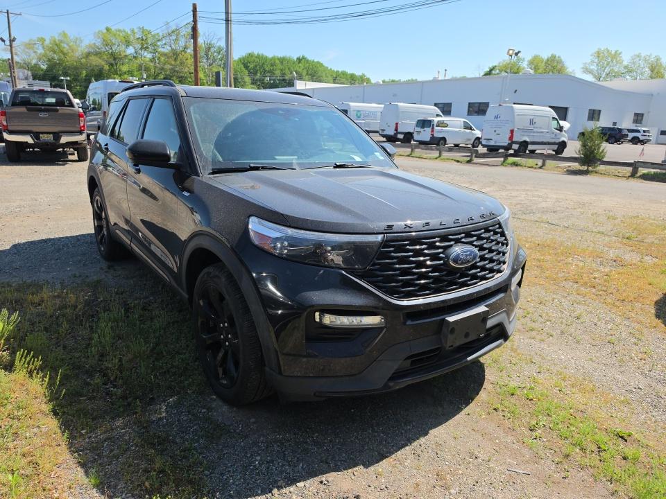 FORD EXPLORER - 4
