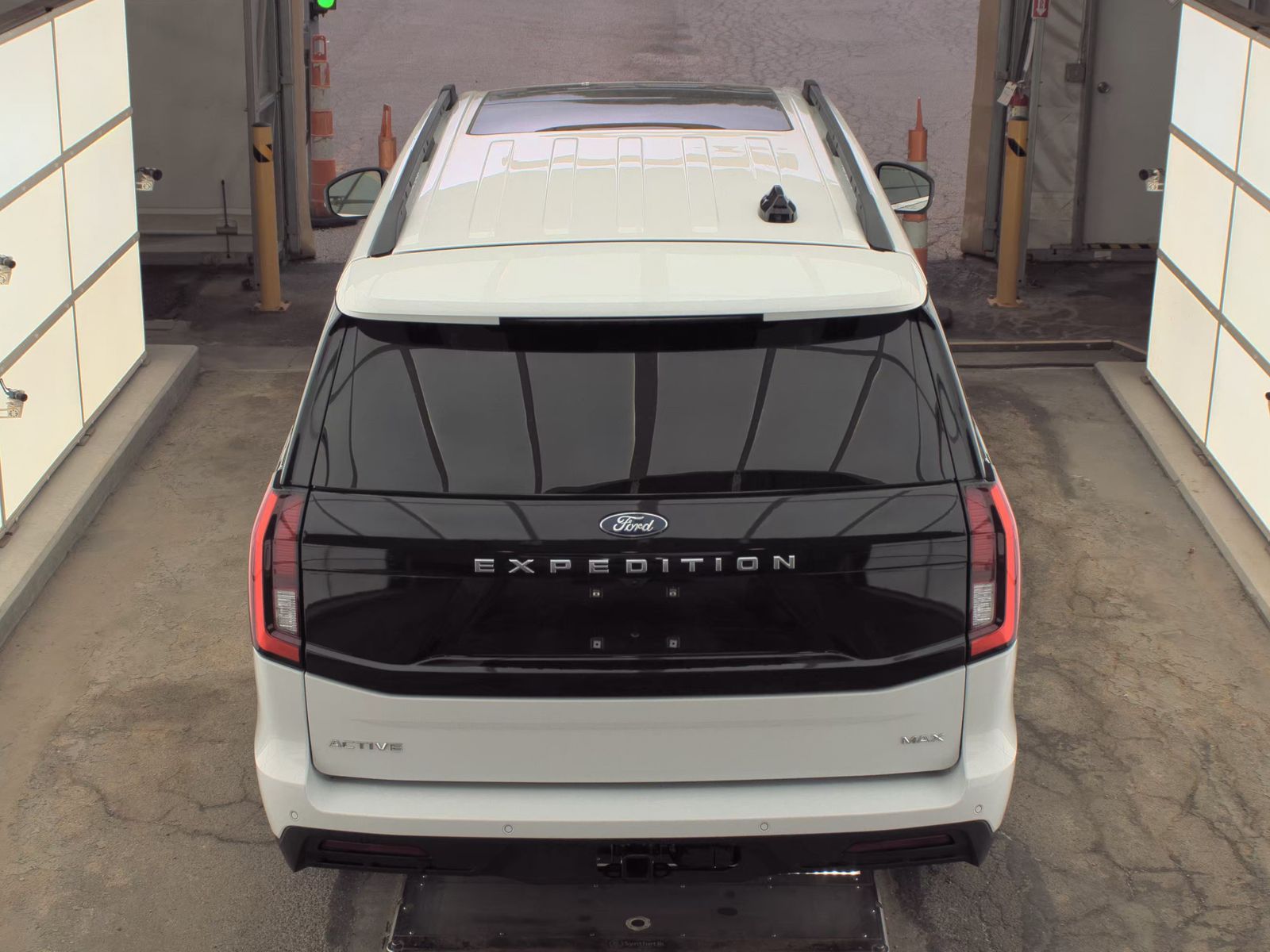 FORD EXPEDITION MAX - 7