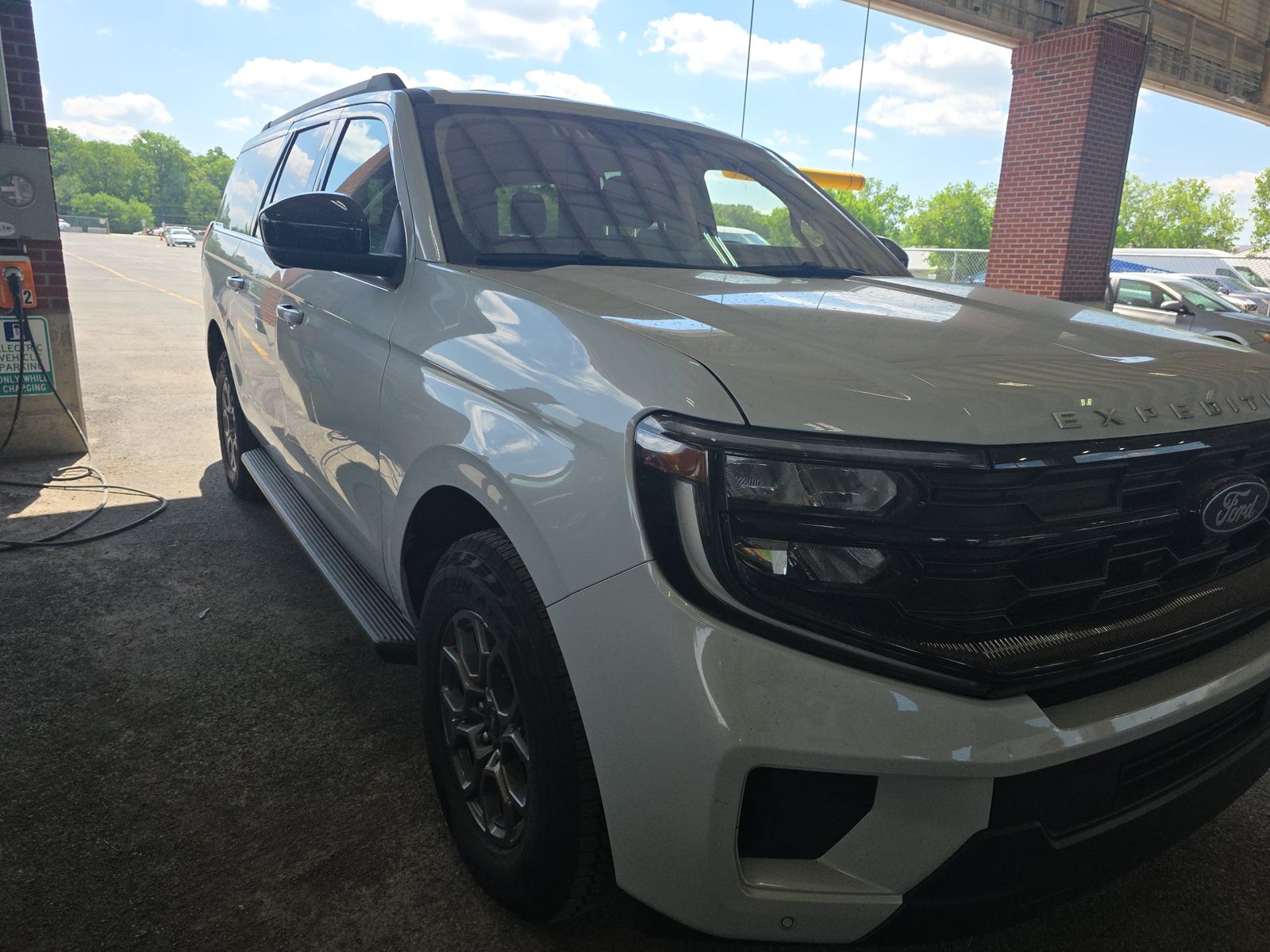 FORD EXPEDITION MAX - 4