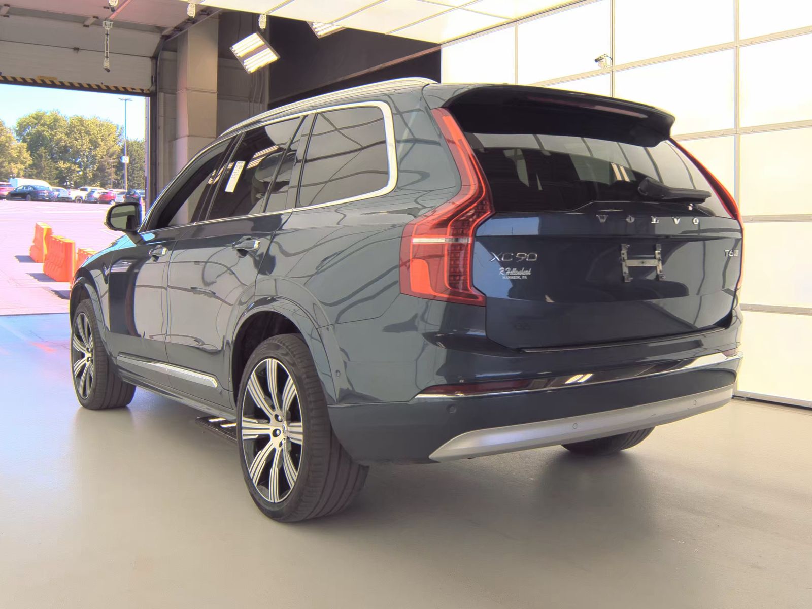Volvo XC90 T6 Inscription 7-Passenger снимка Volvo XC90 T6 Inscription 7-Passenger