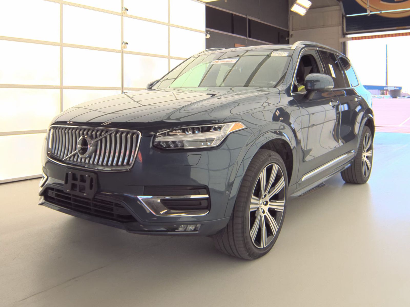 Volvo XC90 T6 Inscription 7-Passenger снимка Volvo XC90 T6 Inscription 7-Passenger