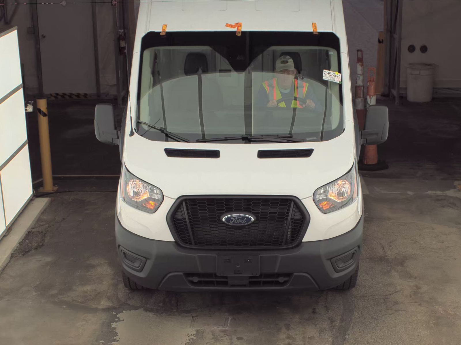 FORD TRANSIT 250 - 3