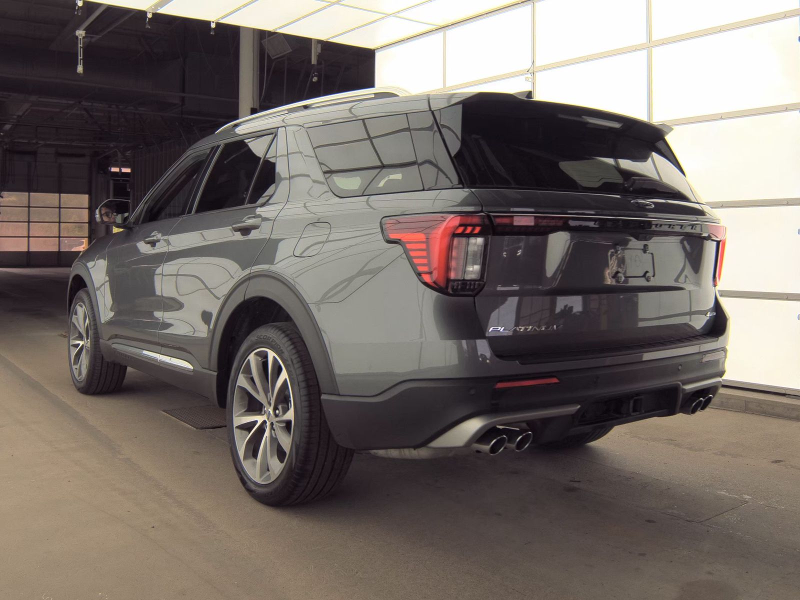 FORD EXPLORER - 9