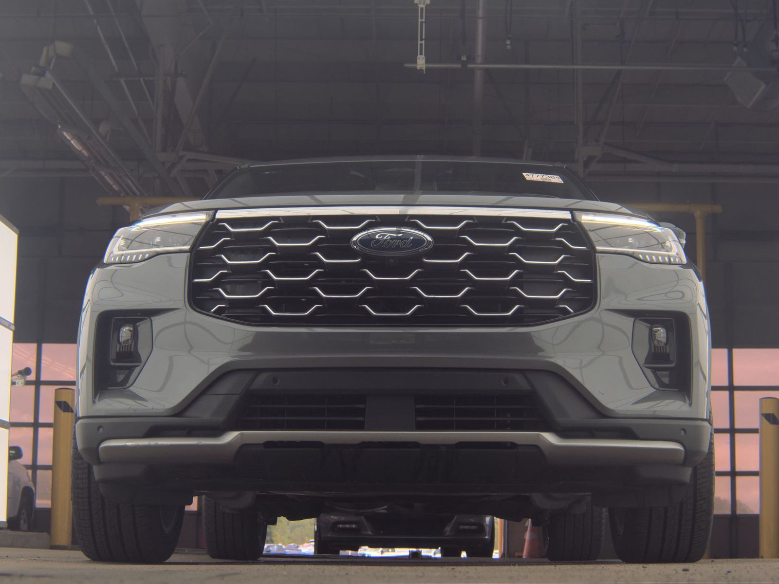 FORD EXPLORER - 4