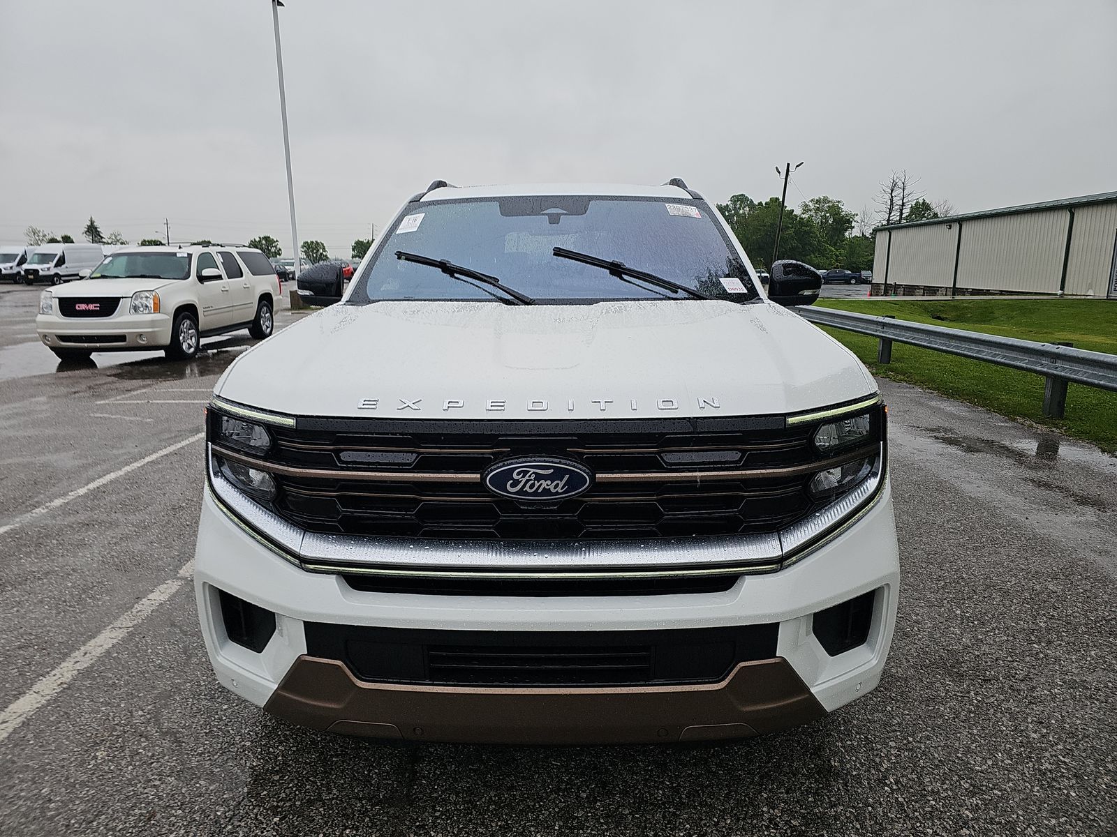 FORD EXPEDITION MAX - 3