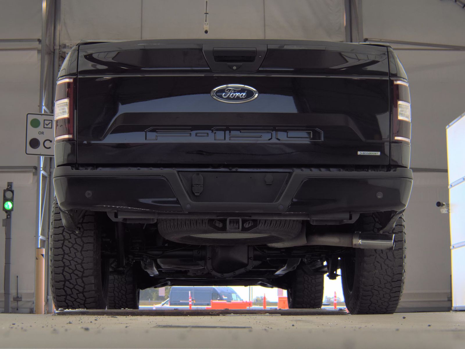 FORD F-150 - 8