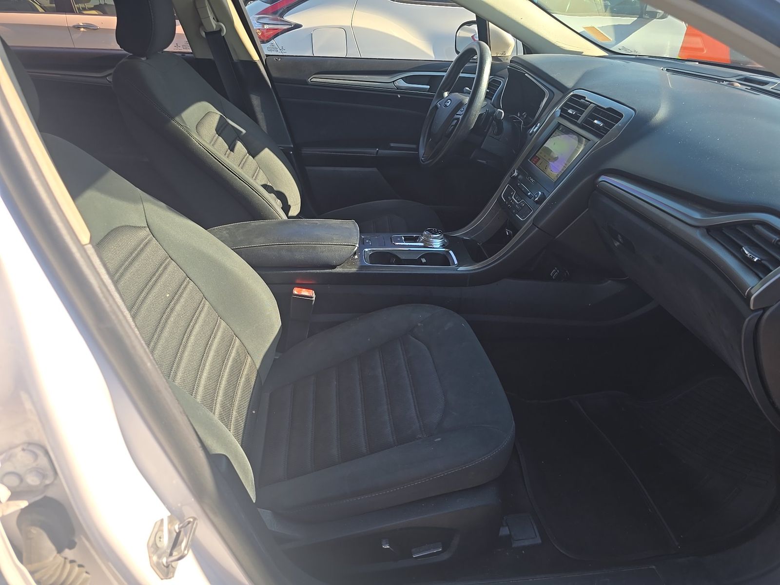 FORD FUSION - 9
