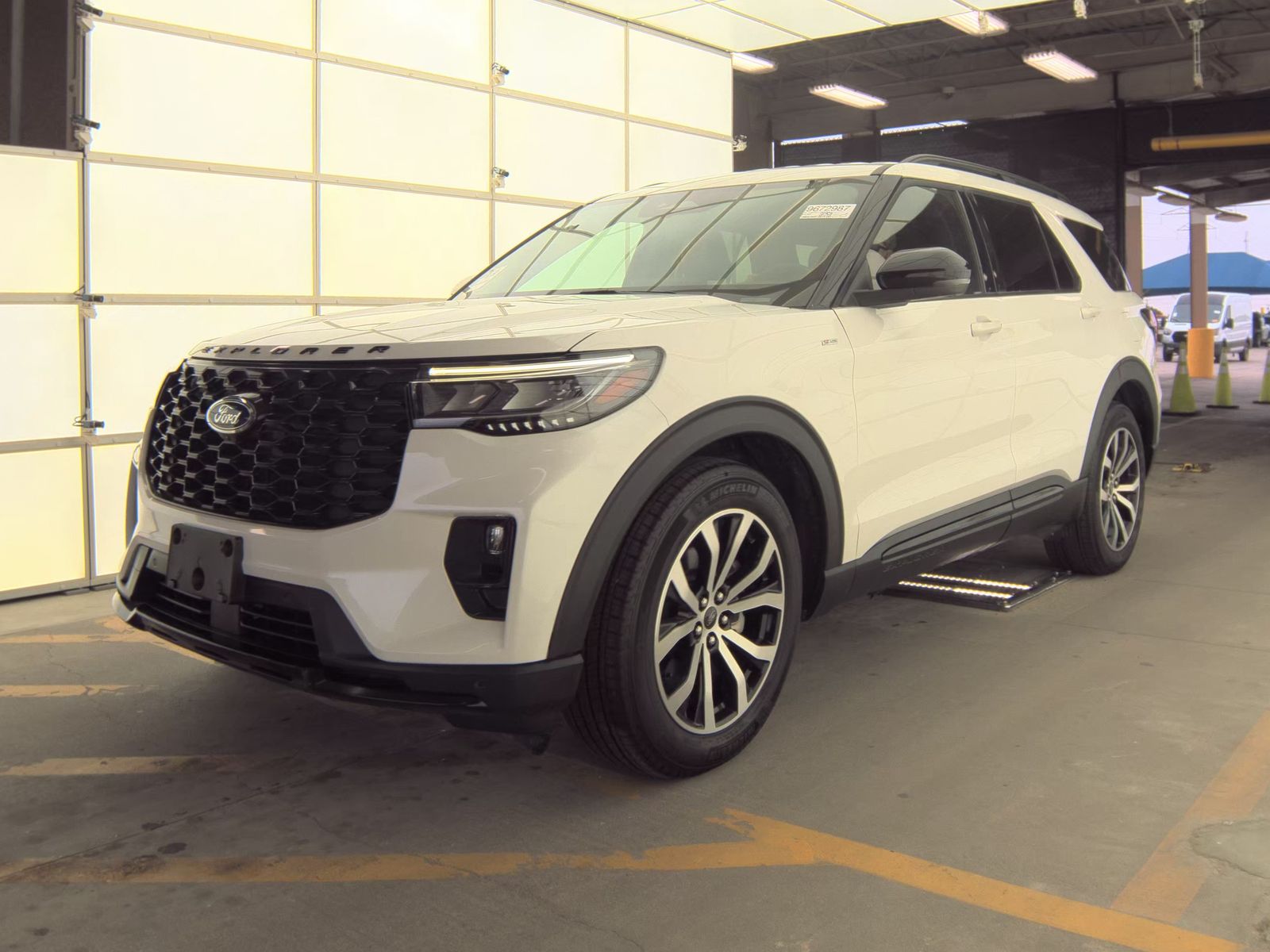 FORD EXPLORER - 1