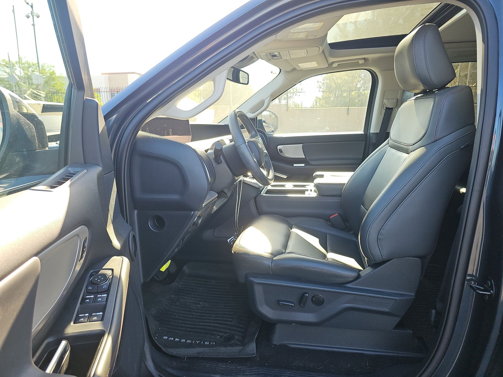 FORD EXPEDITION - 8