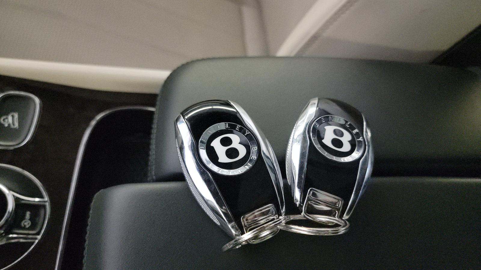 2023 Bentley Bentayga EWB Azure AWD