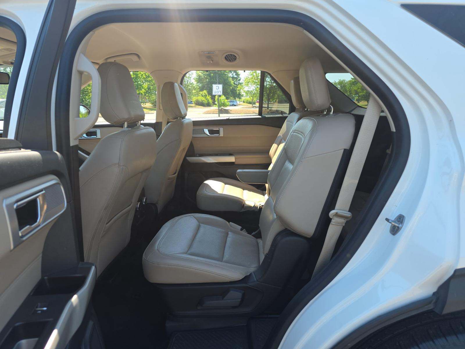 FORD EXPLORER - 8