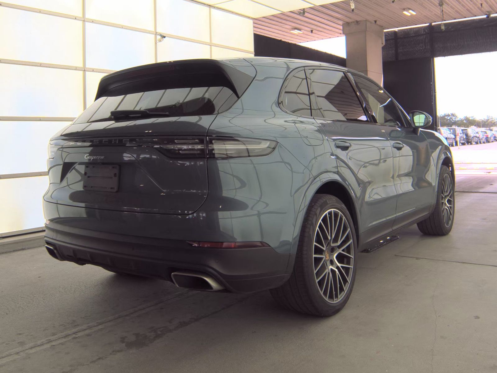 PORSCHE CAYENNE - 6