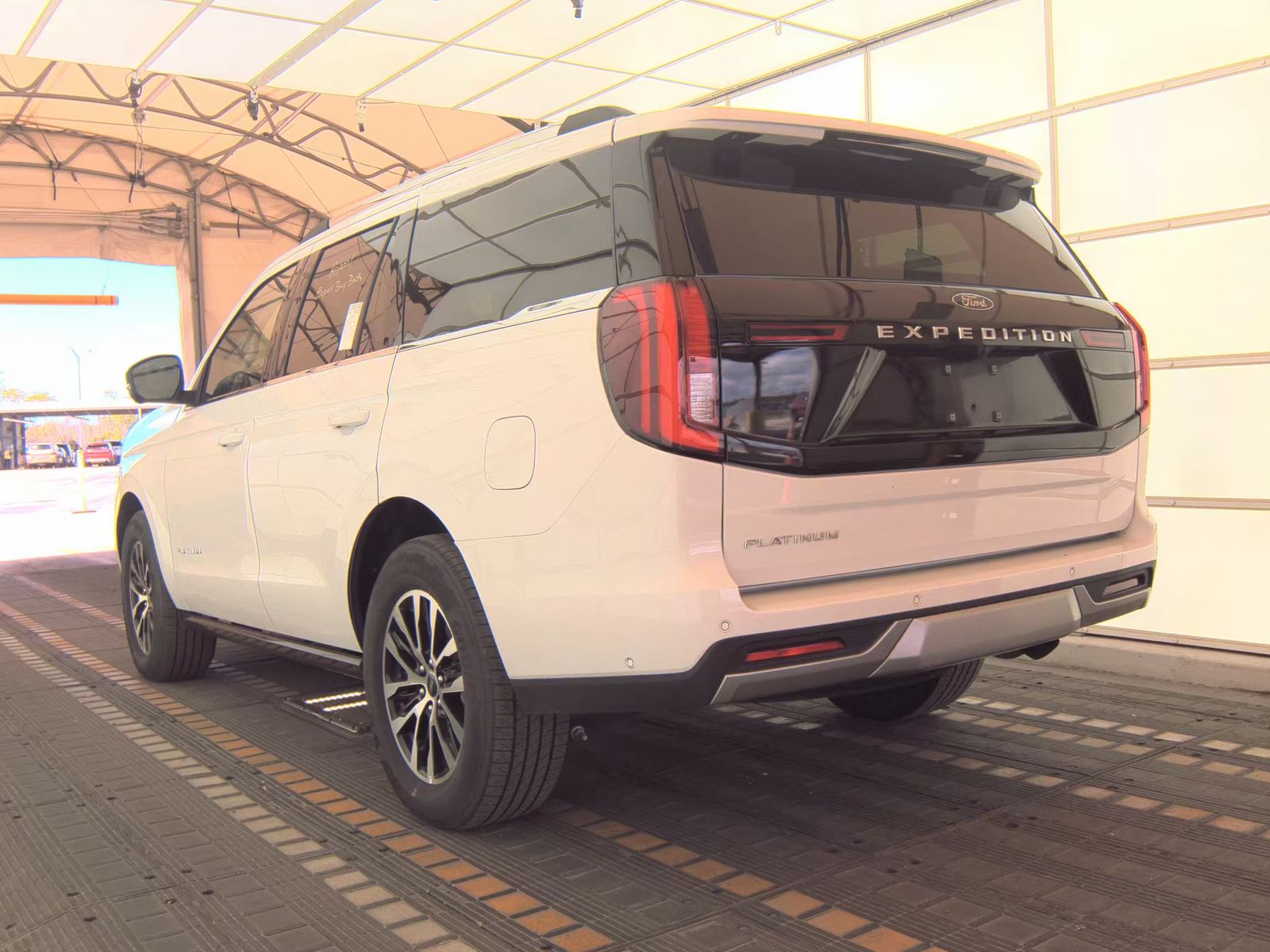 FORD EXPEDITION - 9