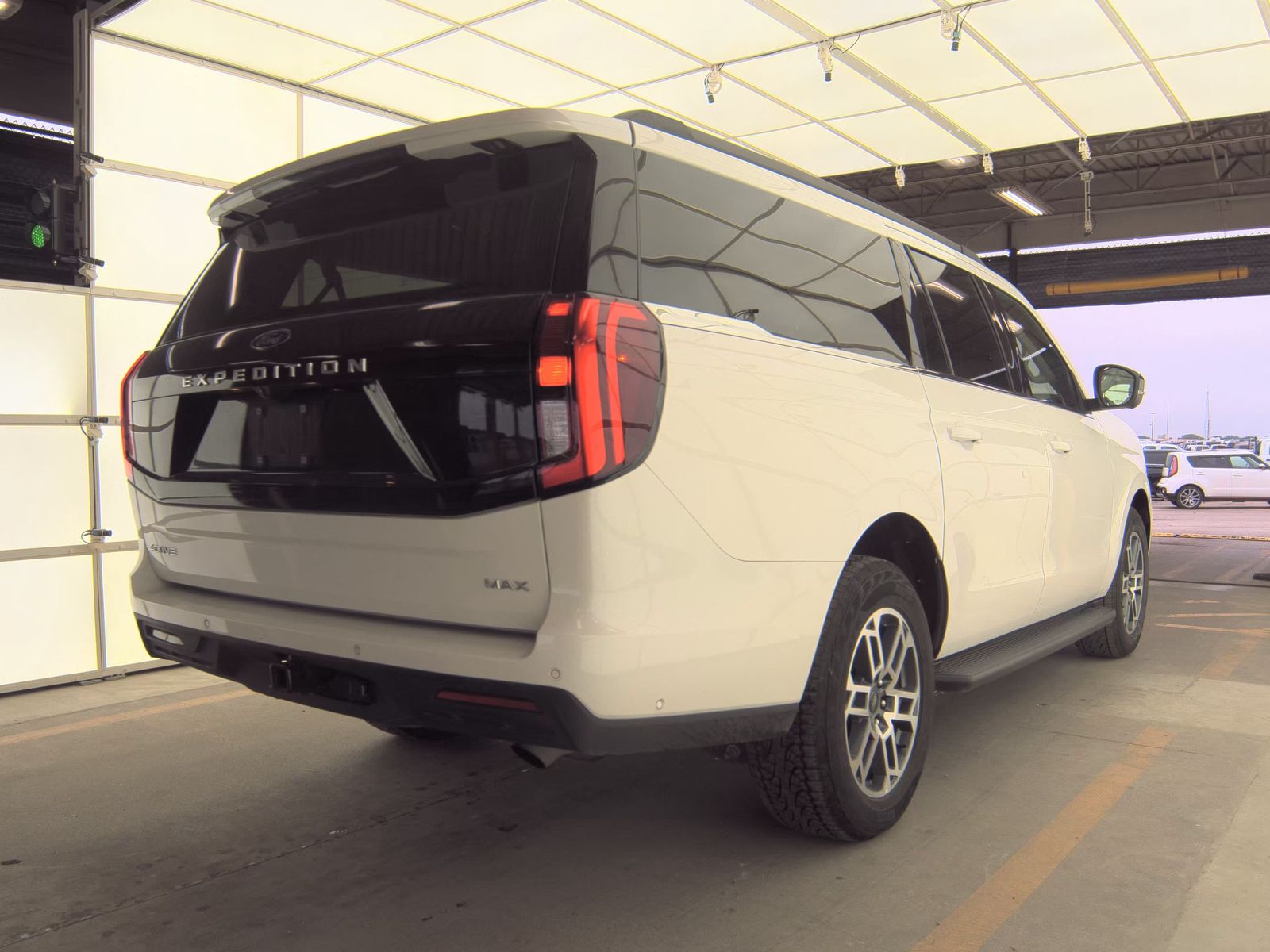 FORD EXPEDITION MAX - 6