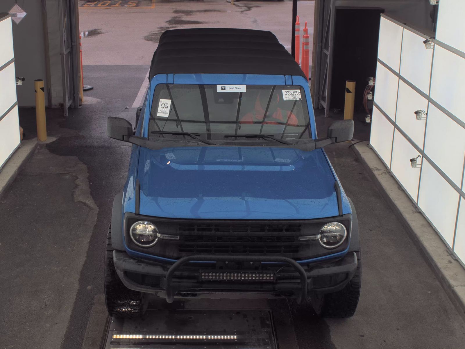 FORD BRONCO - 3