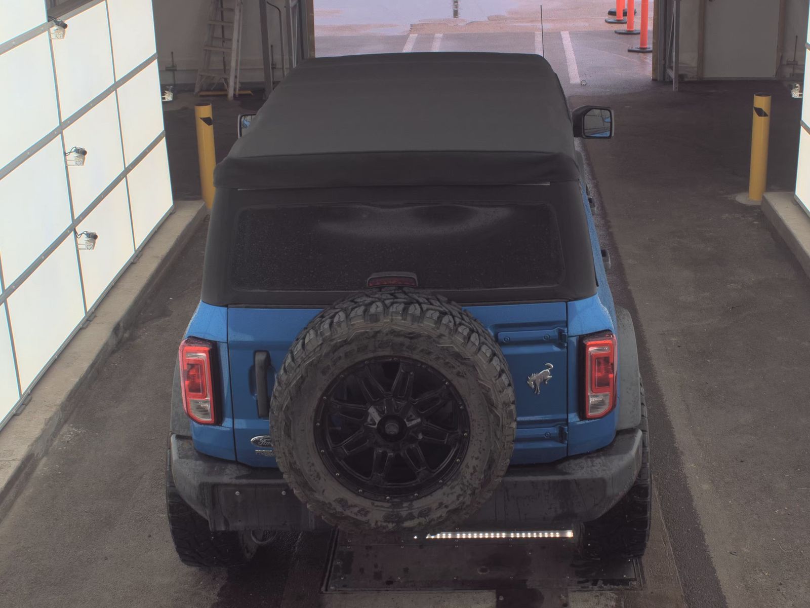 FORD BRONCO - 7