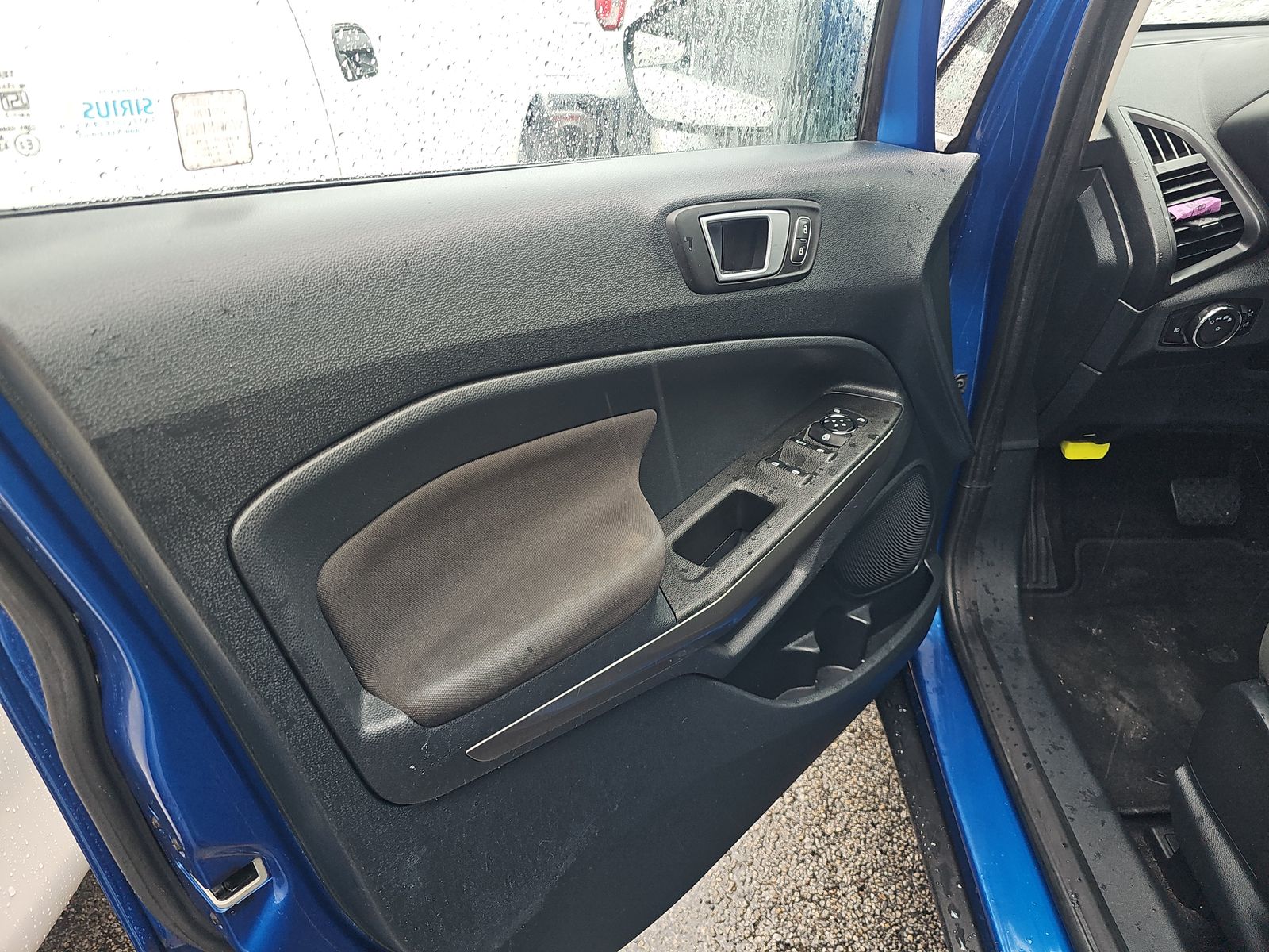 FORD ECOSPORT - 10
