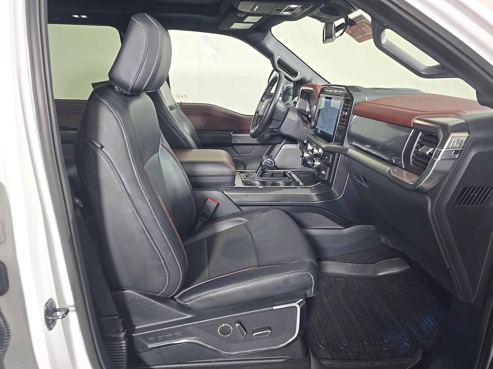 2023 Ford F-150 Lariat AWD